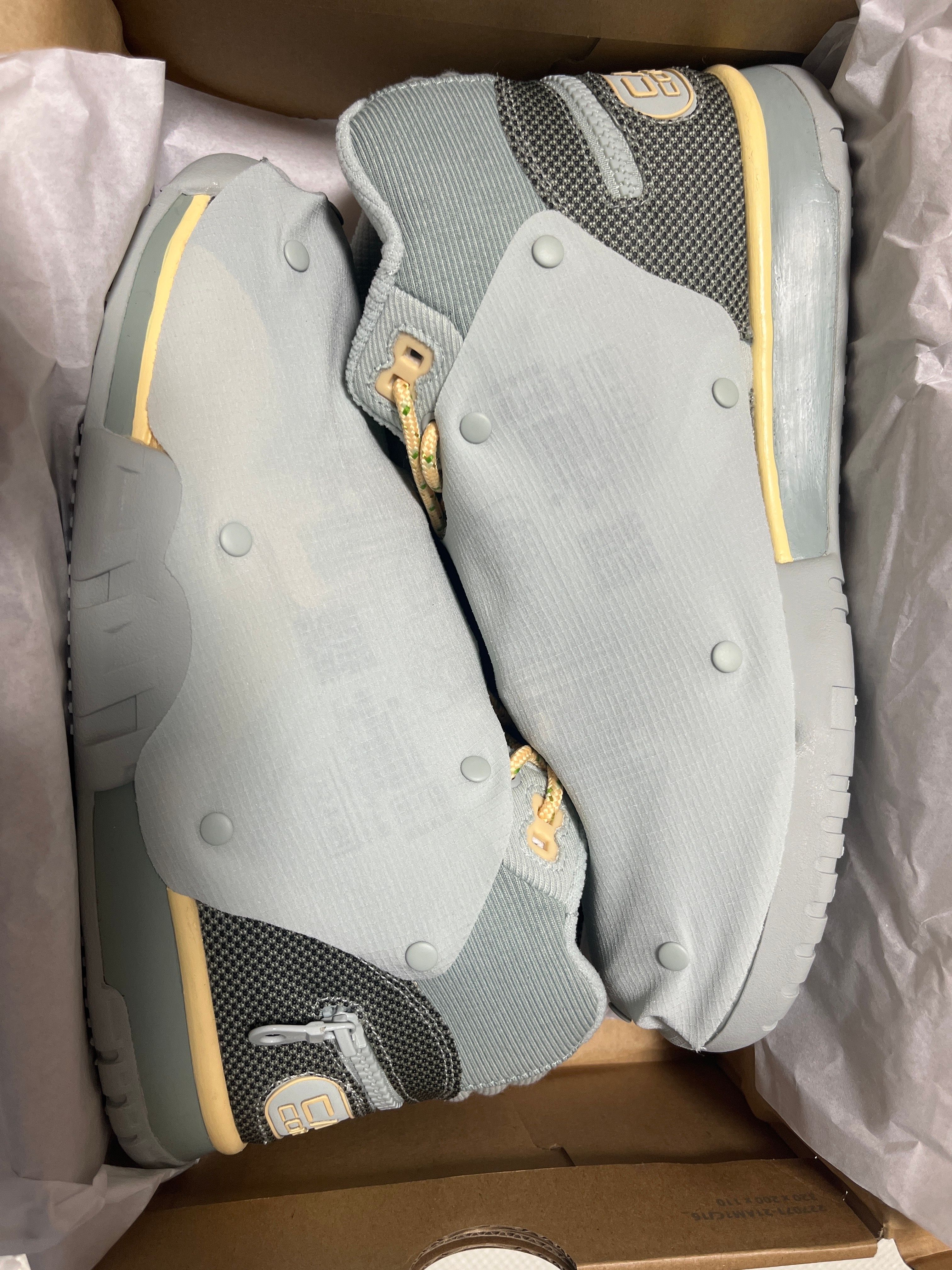 Travis Scott × Nike Air Trainer 1 SP "Grey Haze and Dusty Sage"