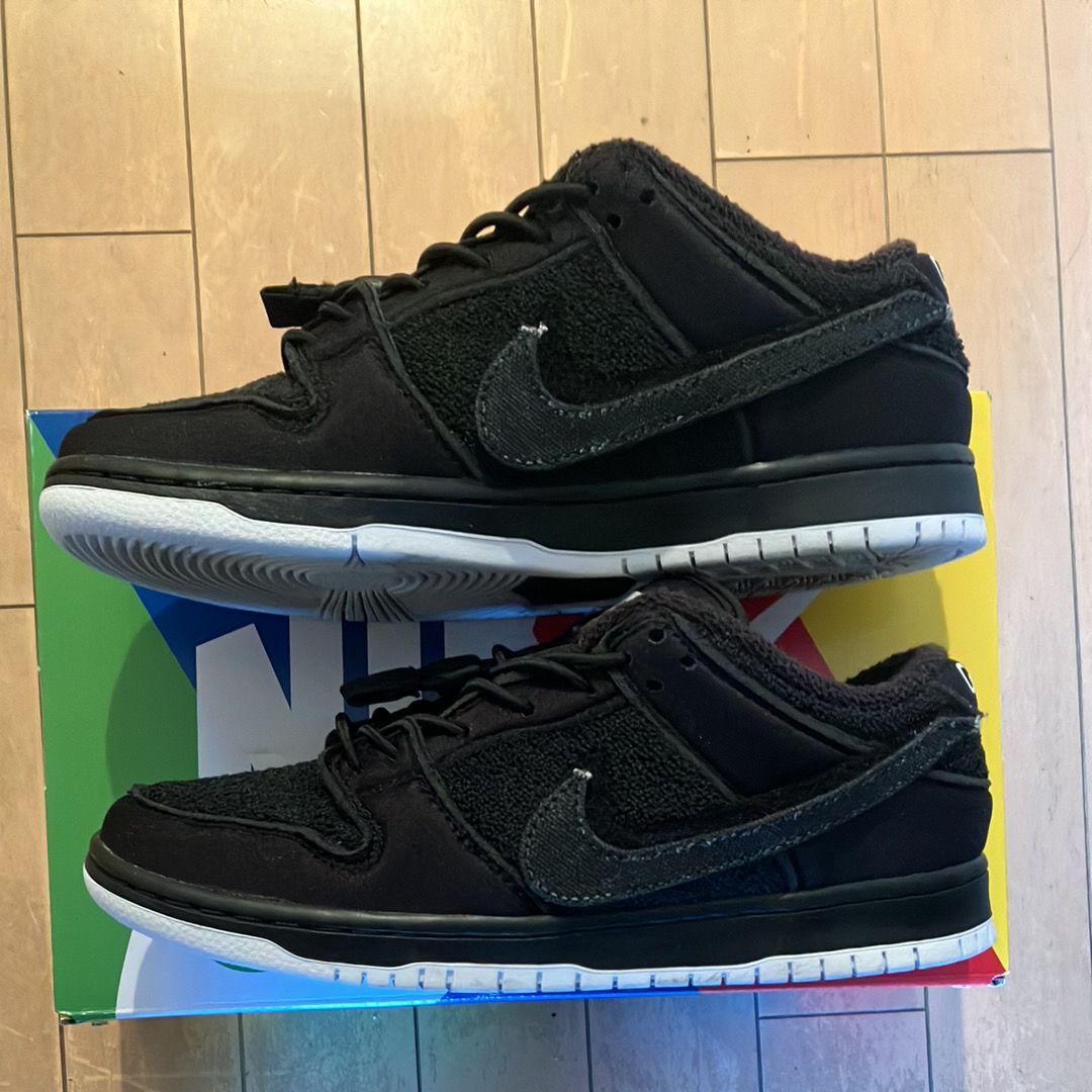 Gnarhunters × Nike SB Dunk Low "Black/White"