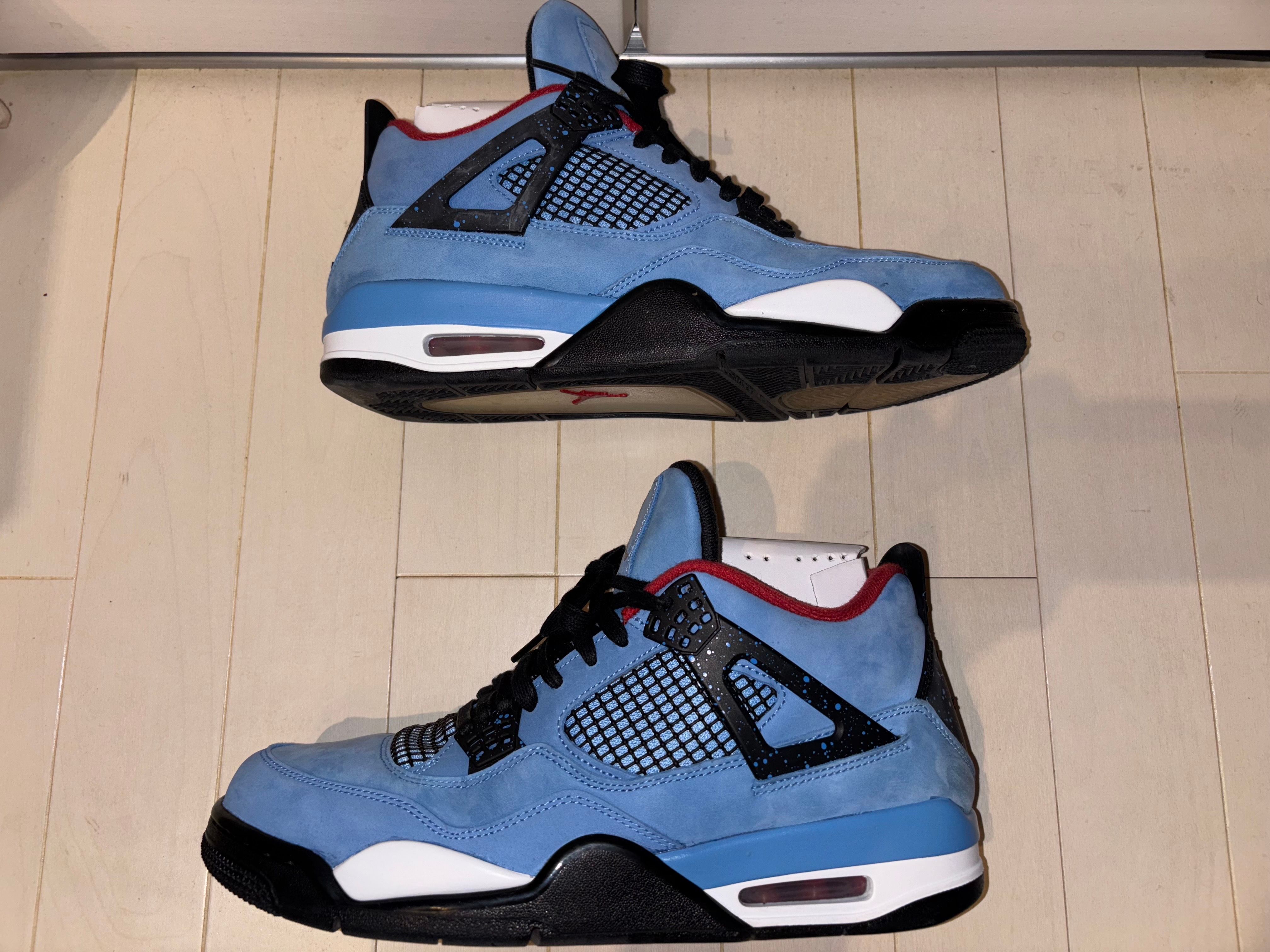 Travis Scott × Nike Air Jordan 4 Retro Cactus Jack "University Blue"