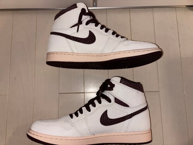 A Ma Maniere × Nike Air Jordan 1 Retro High OG "Sail and Burgundy"