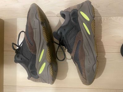 YEEZY BOOST 700 WAVE RUNNER DARK GREY