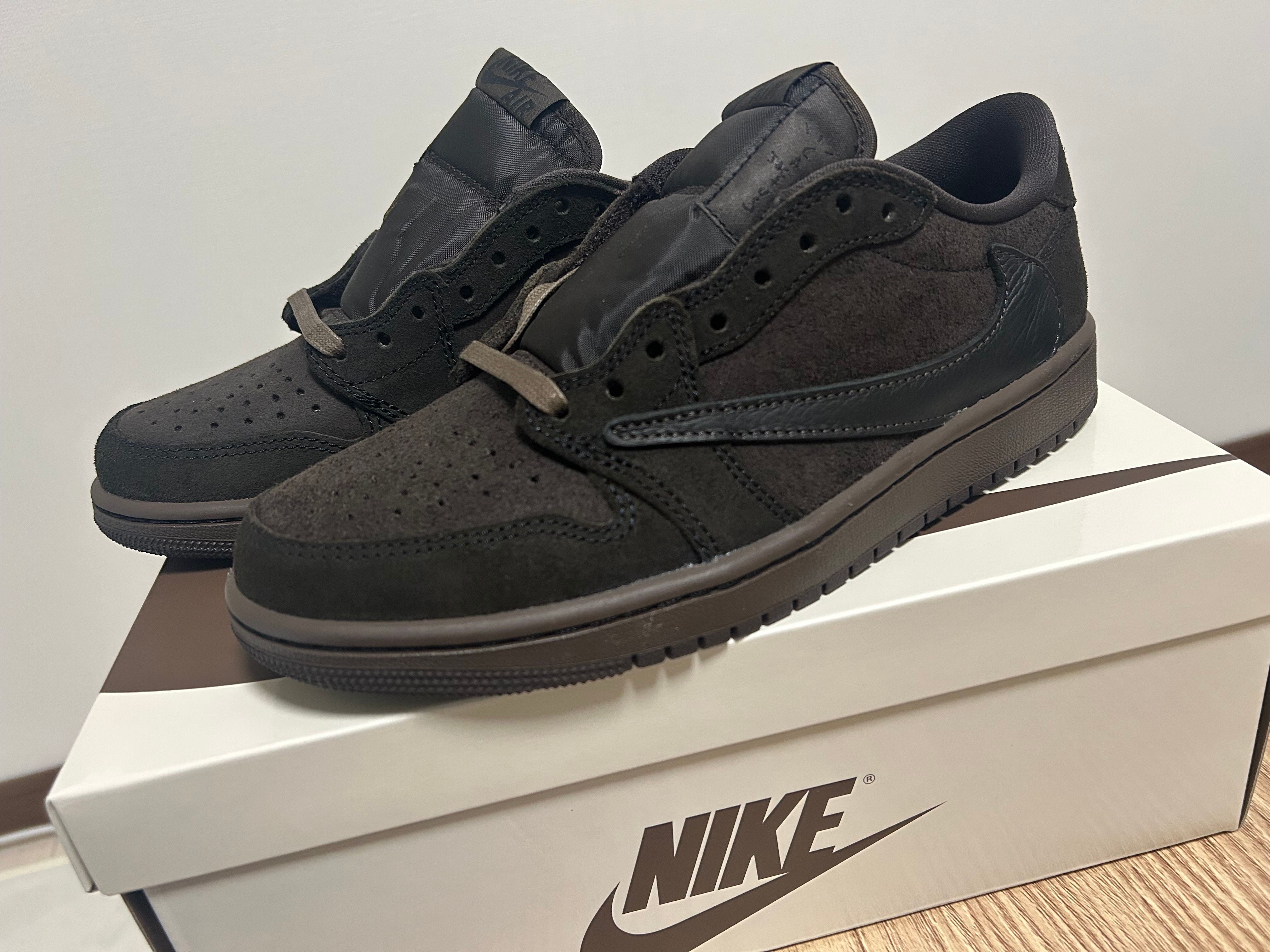 Travis Scott × Nike Air Jordan 1 Low OG SP "Velvet Brown and Dark Mocha"