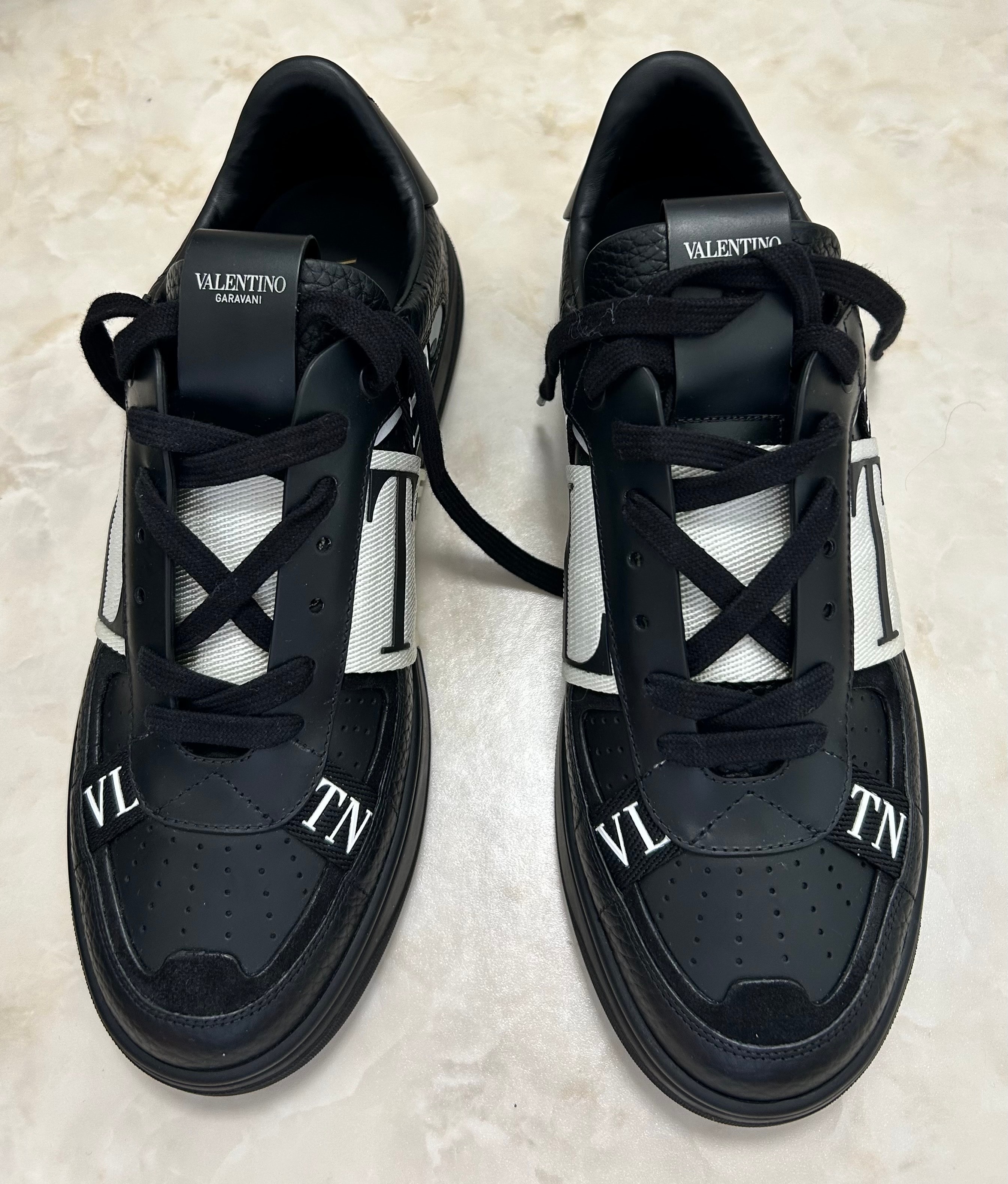 Valentino Garavani Black Leather Vl7n Sneakers "Neutrals"