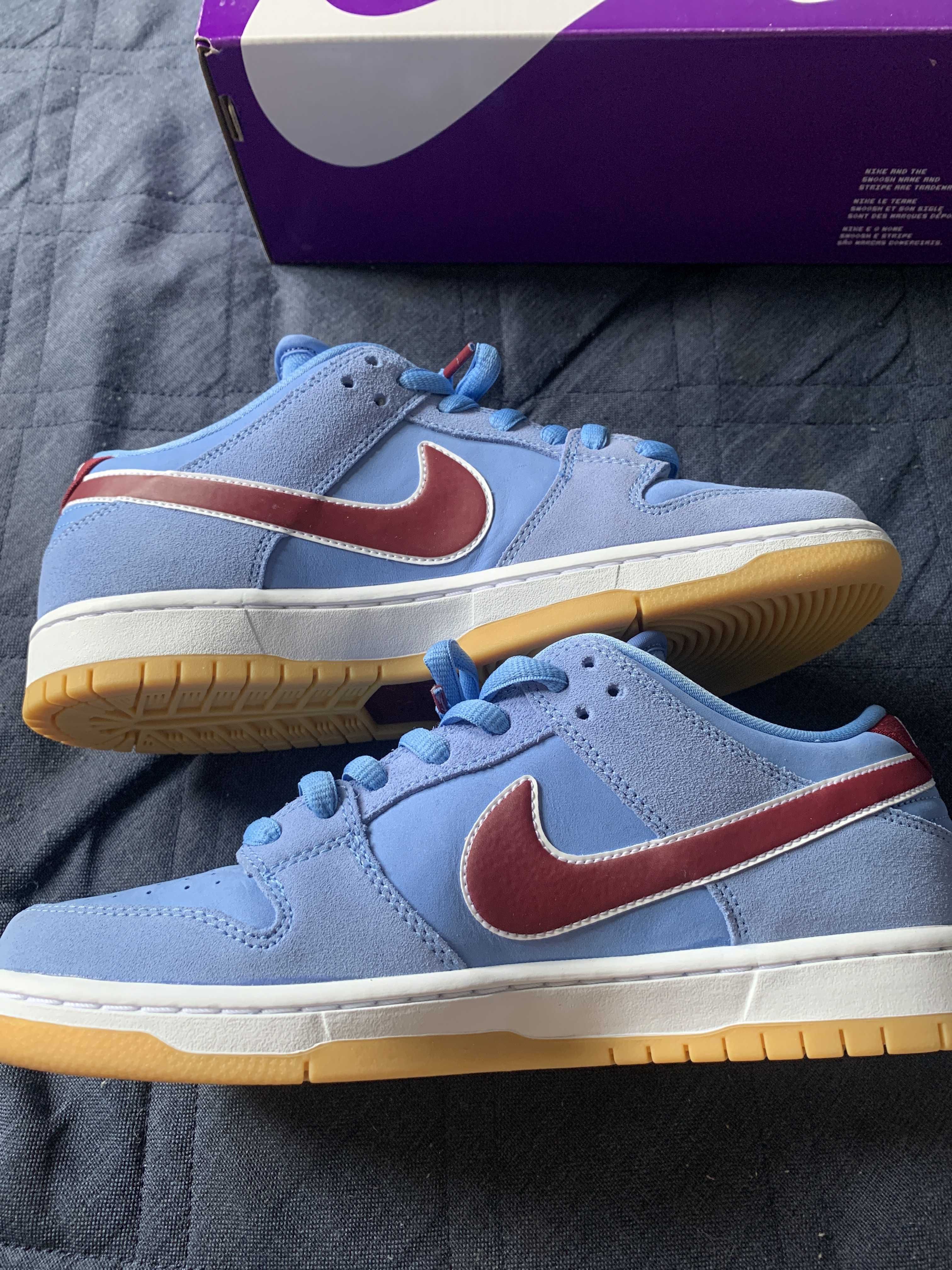 Nike SB Dunk Low Pro "Philadelphia Phillies/Valor Blue and Team Maroon"