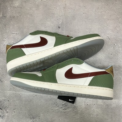 Nike Air Jordan 1 Low OG "Chinese New Year/Year of the Dragon"