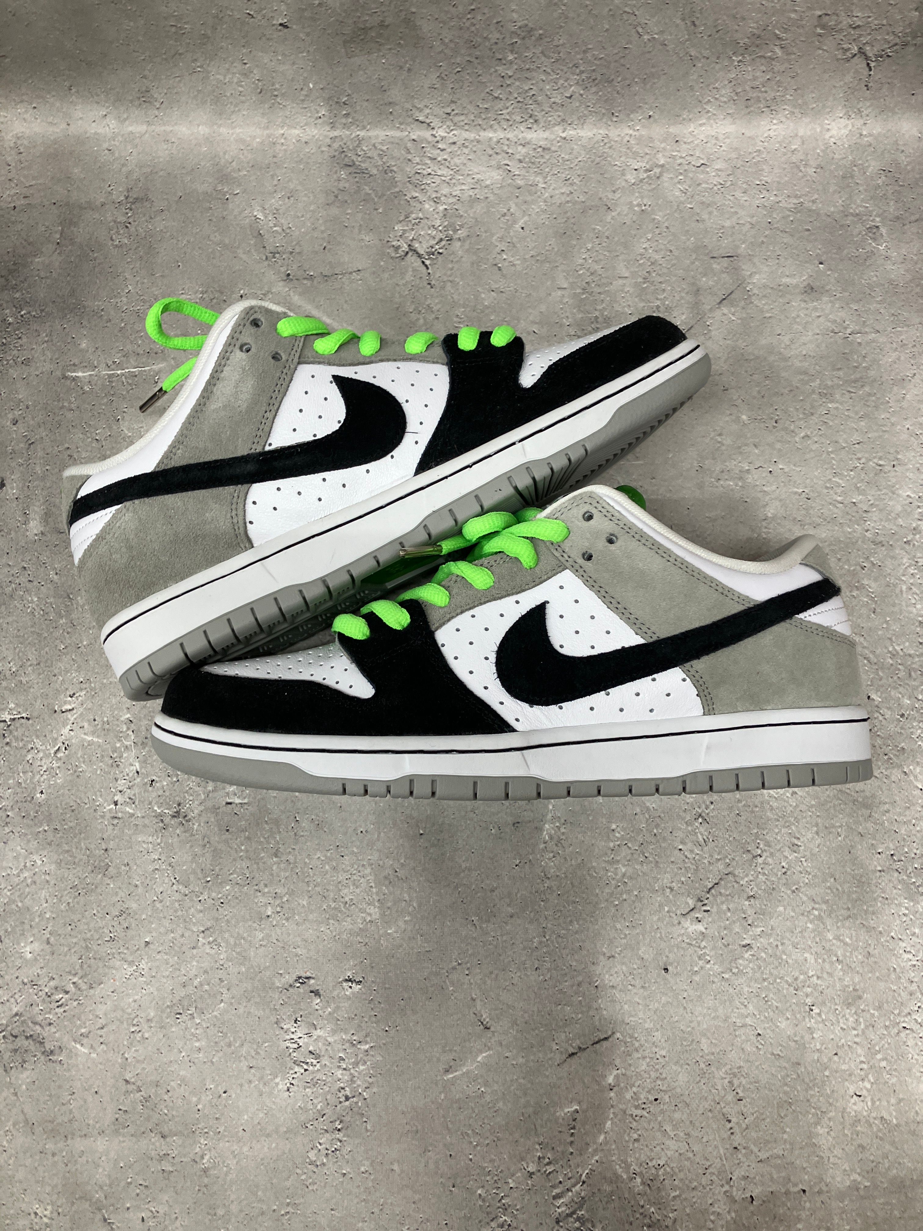 Nike SB Dunk Low "Chlorophyll"