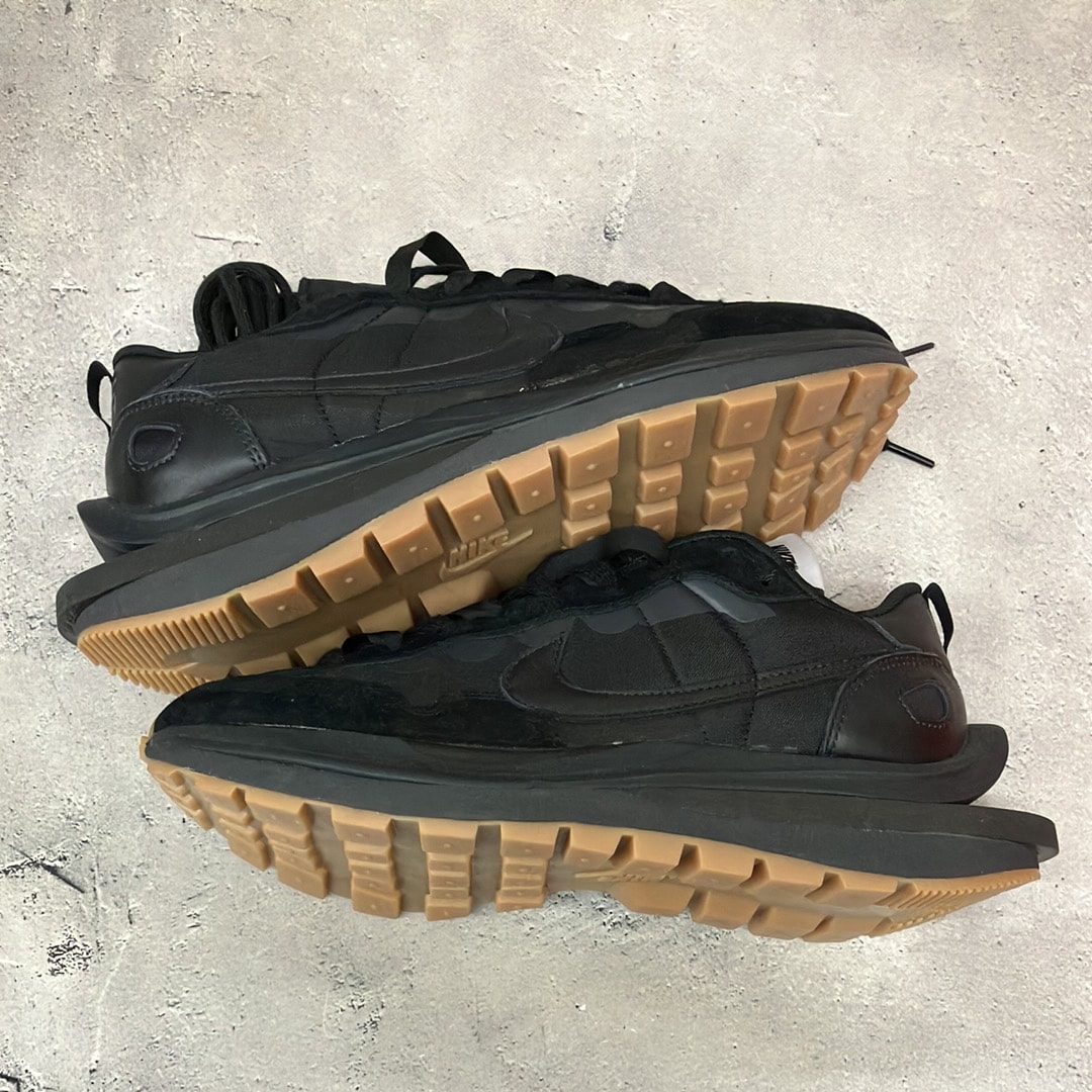 sacai × Nike VaporWaffle "Black Gum"