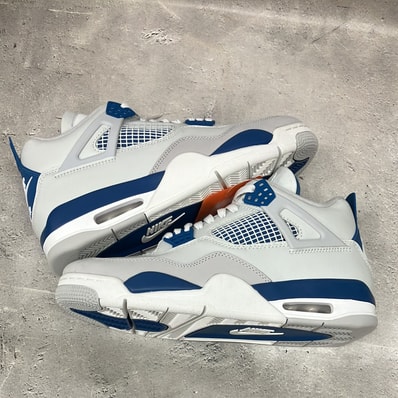 Nike Air Jordan 4 Retro "Industrial Blue"