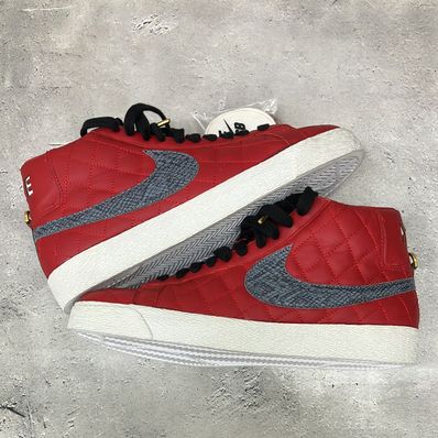 Supreme × Nike SB Blazer "Varsity Red"