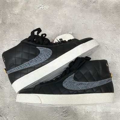 Supreme × Nike SB Blazer "Black"
