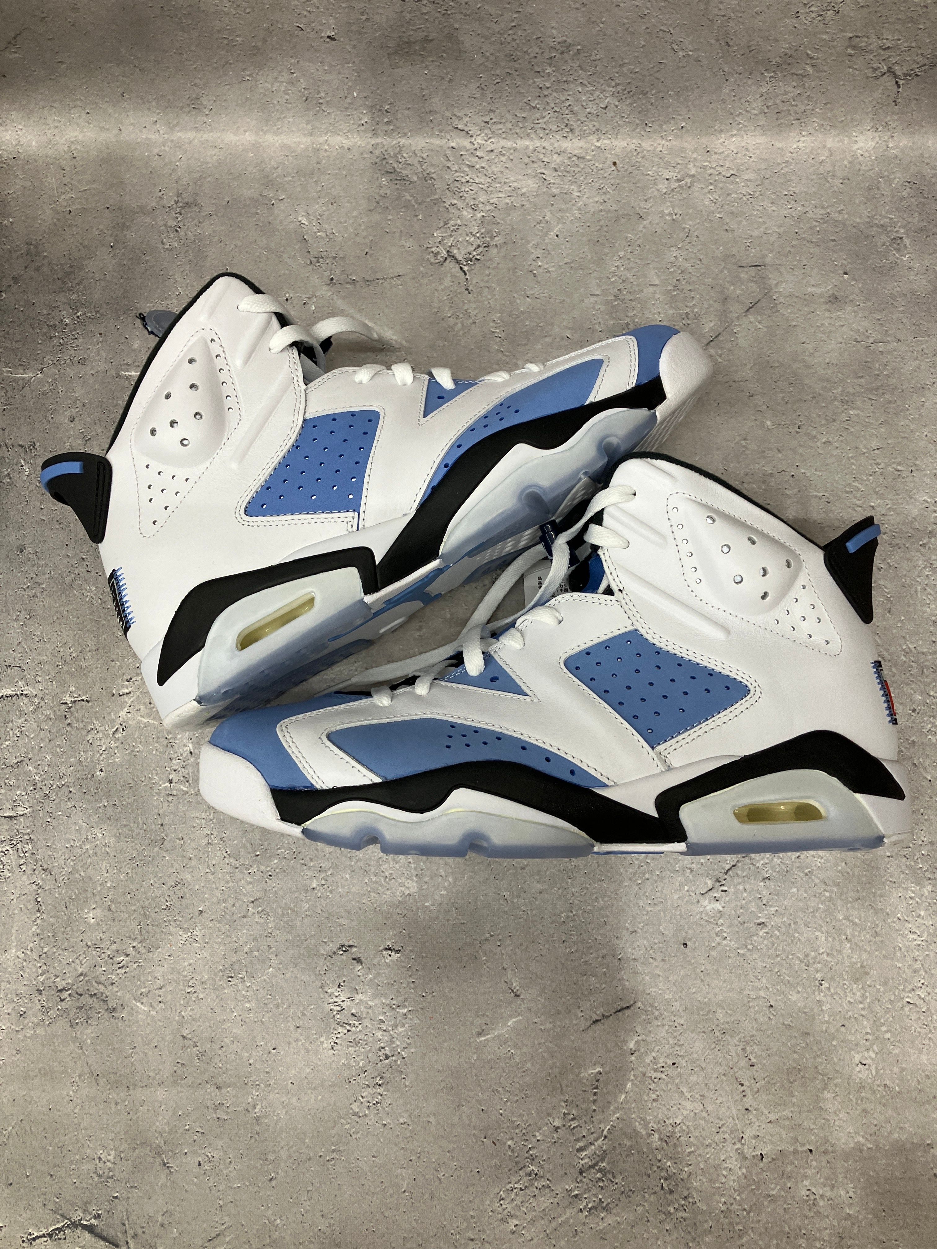 Nike Air Jordan 6 "UNC"