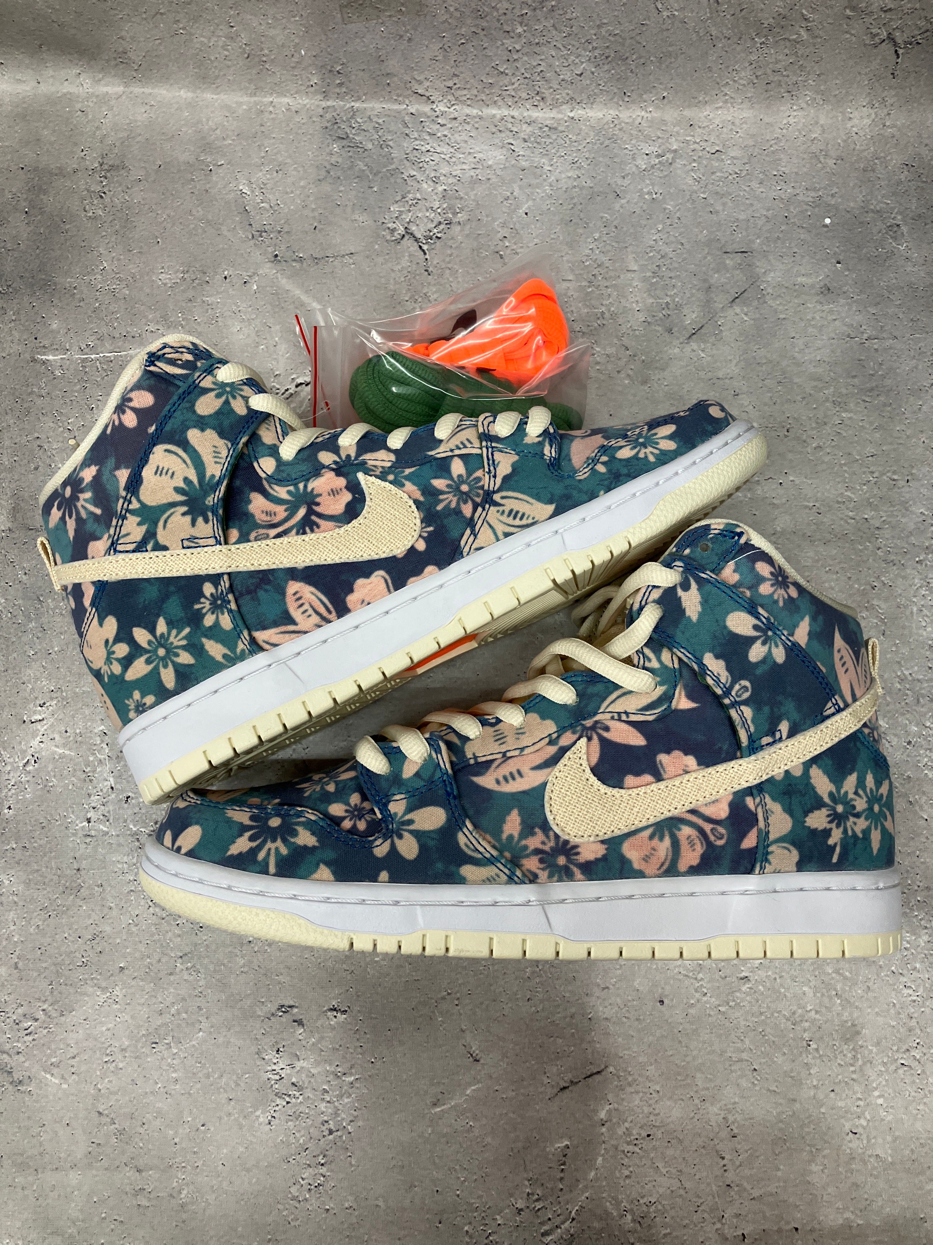 Nike SB Dunk High "Hawaii"