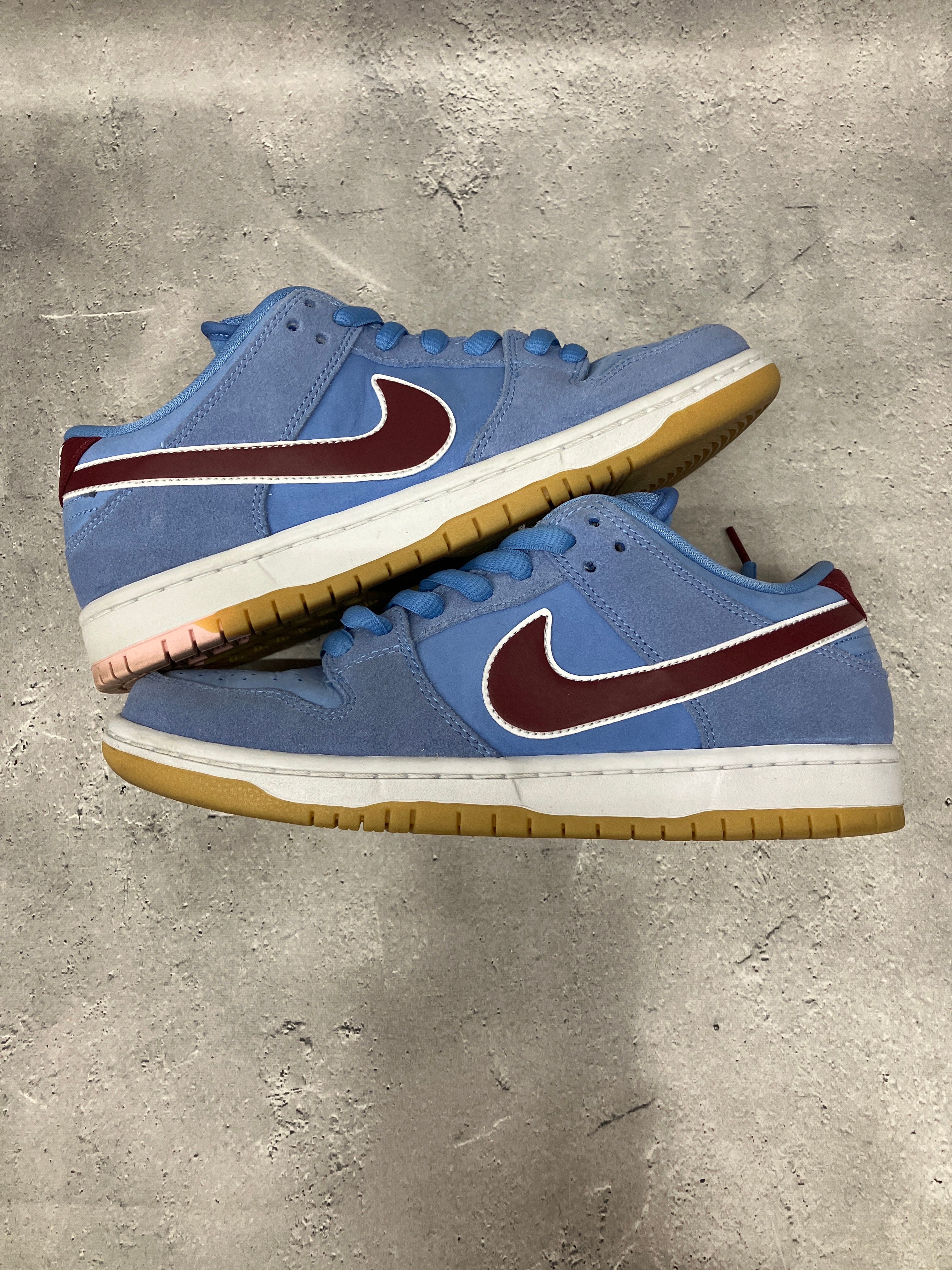 Nike SB Dunk Low Pro "Philadelphia Phillies/Valor Blue and Team Maroon"