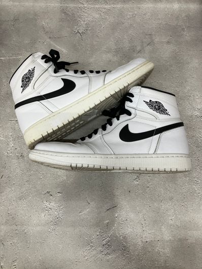 Nike Air Jordan 1 Retro High "Yin Yang White"