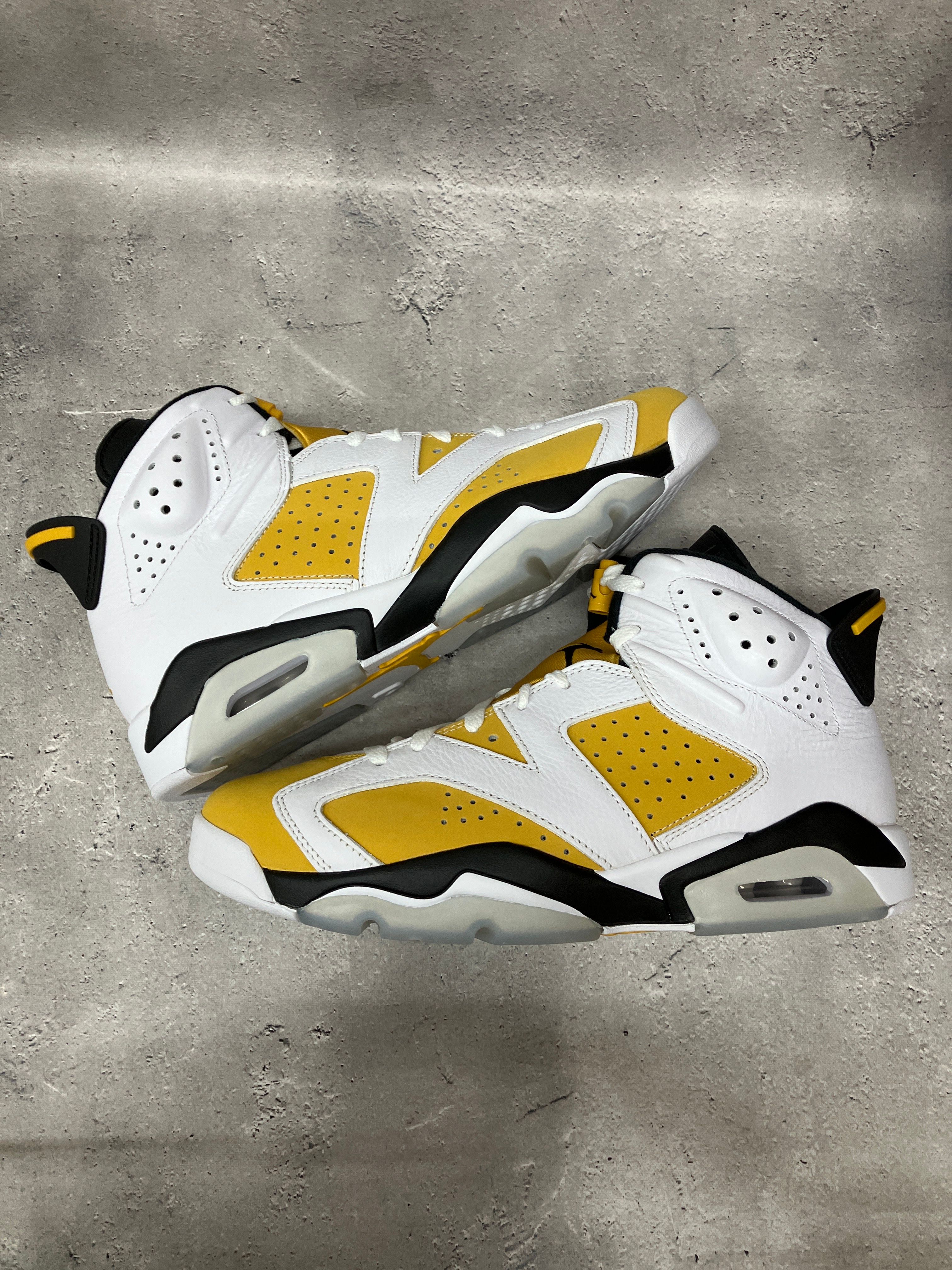 Nike Air Jordan 6 Retro "Yellow Ochre"
