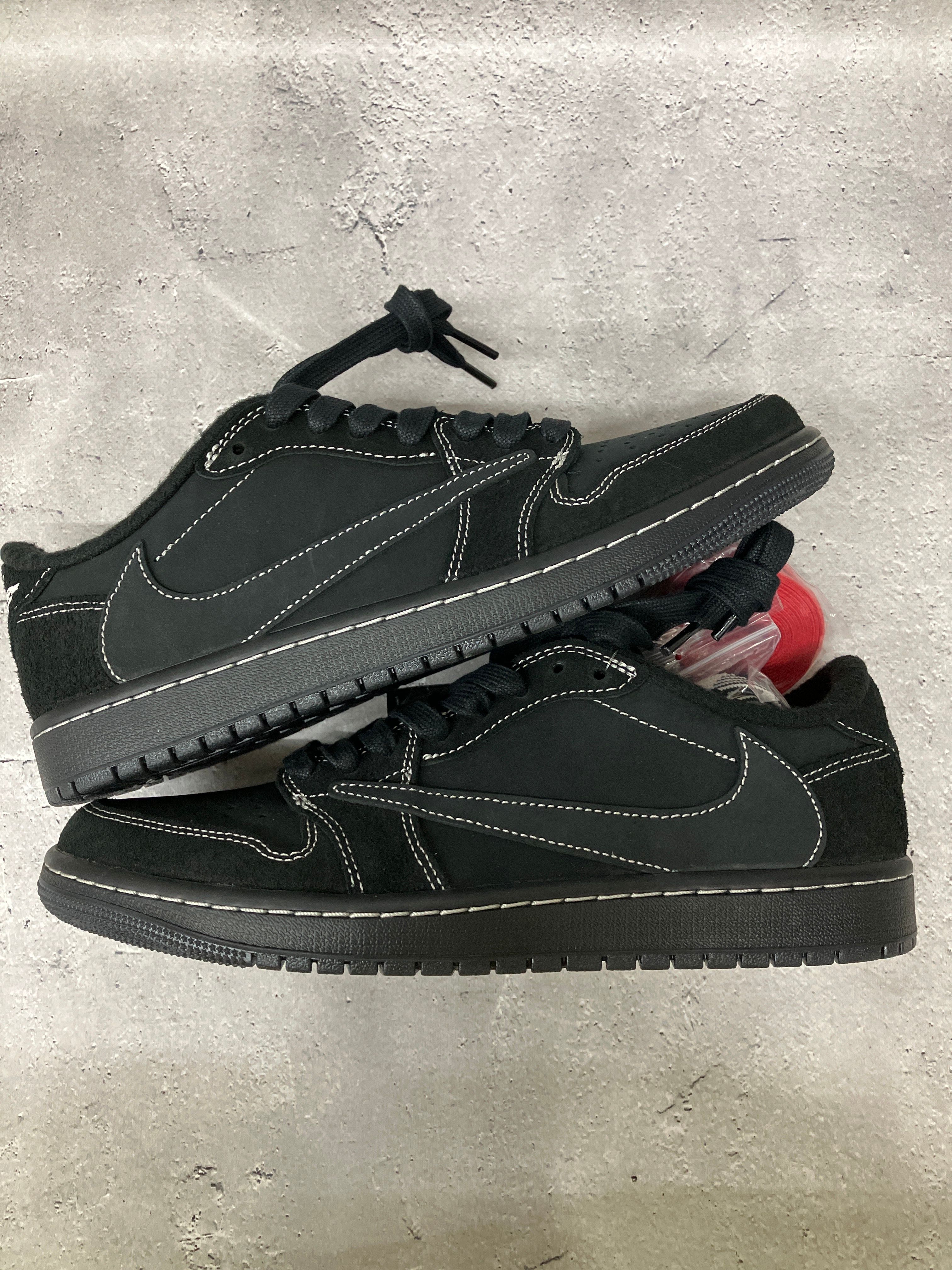 Travis Scott × Nike Air Jordan 1 Low OG SP "Black Phantom"