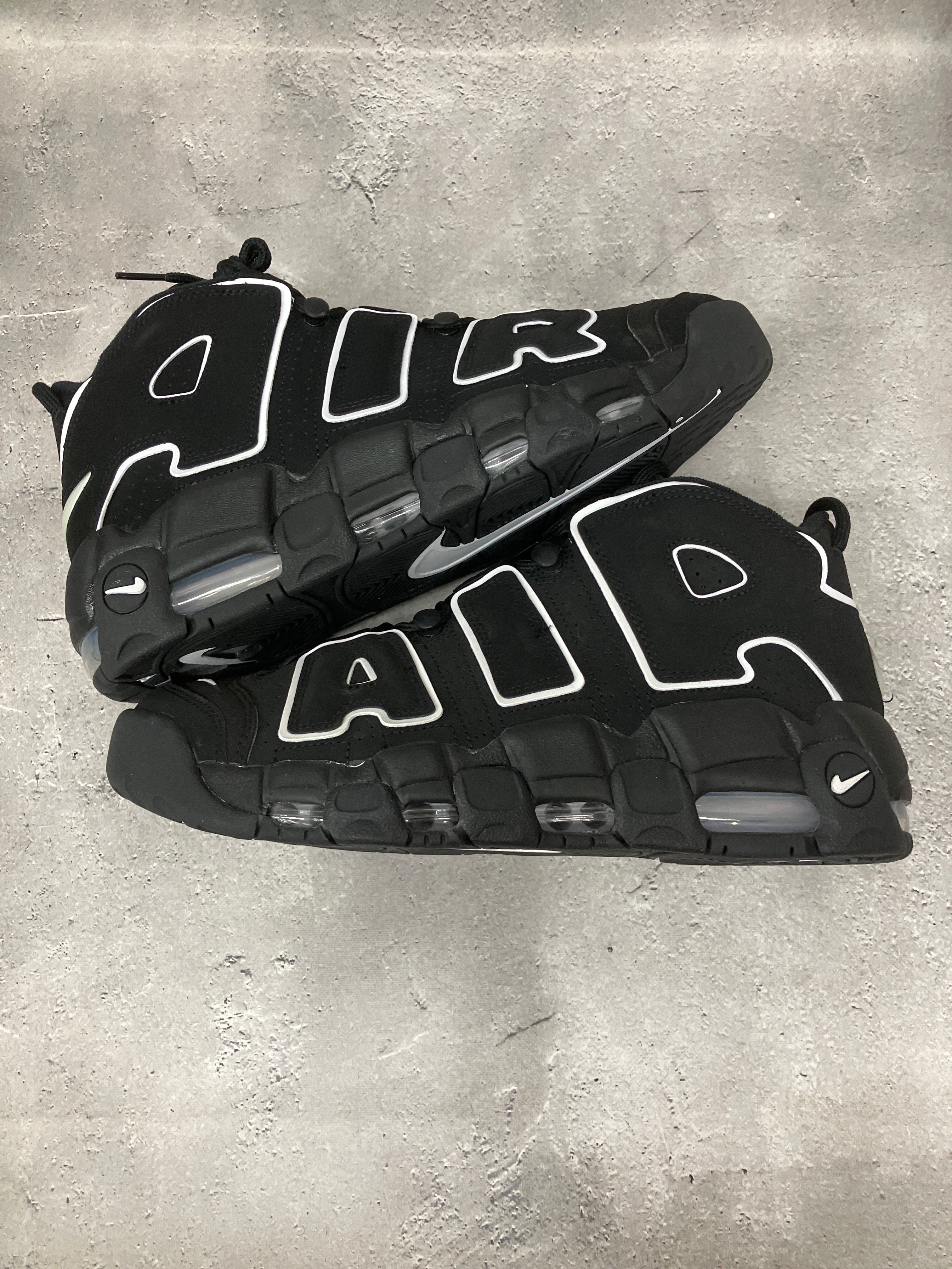 NIKE AIR MORE UPTEMPO "BLACK/WHITE"(2016)