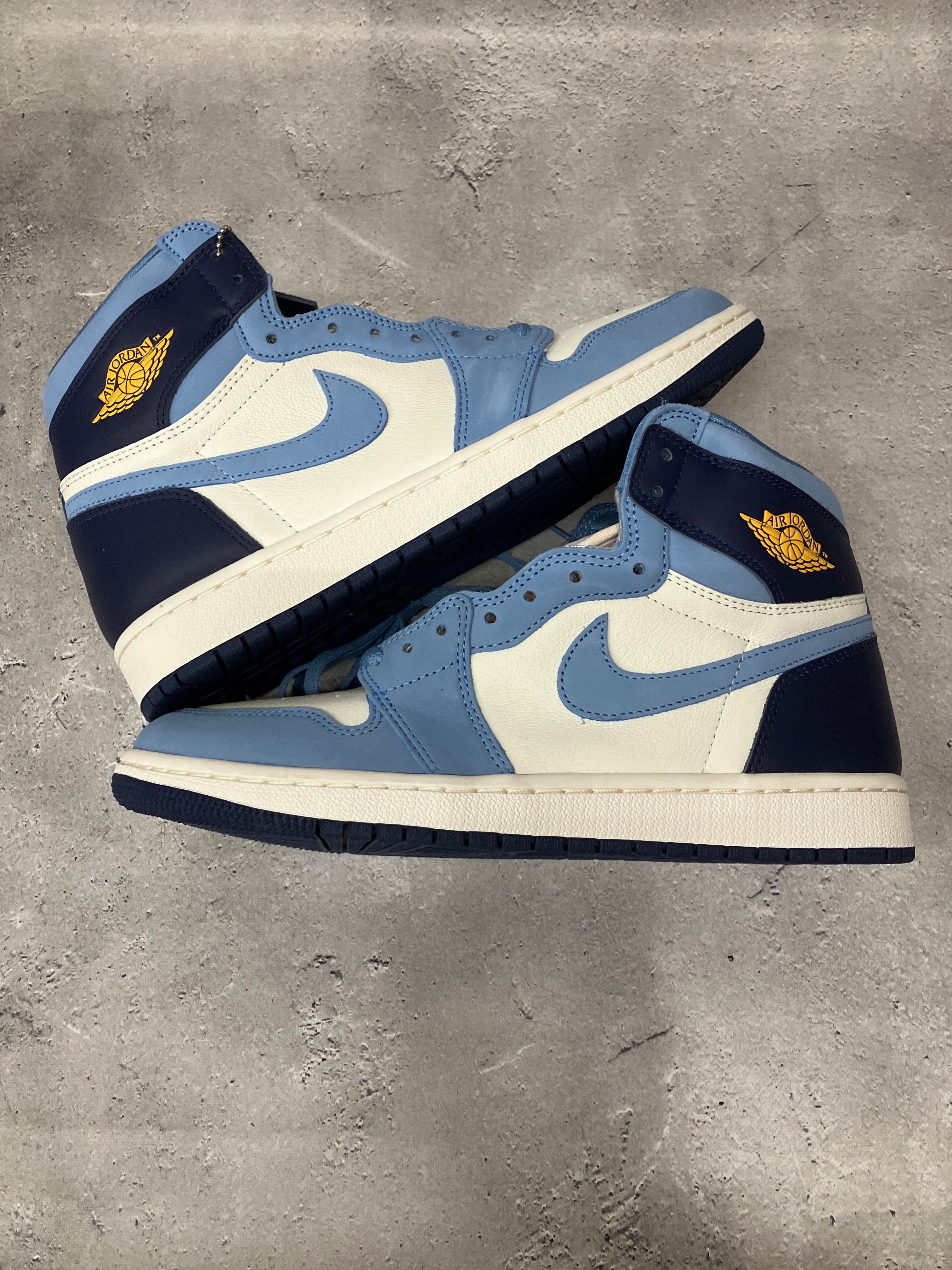 Nike Women's Air Jordan 1 Retro High OG "First in Flight"