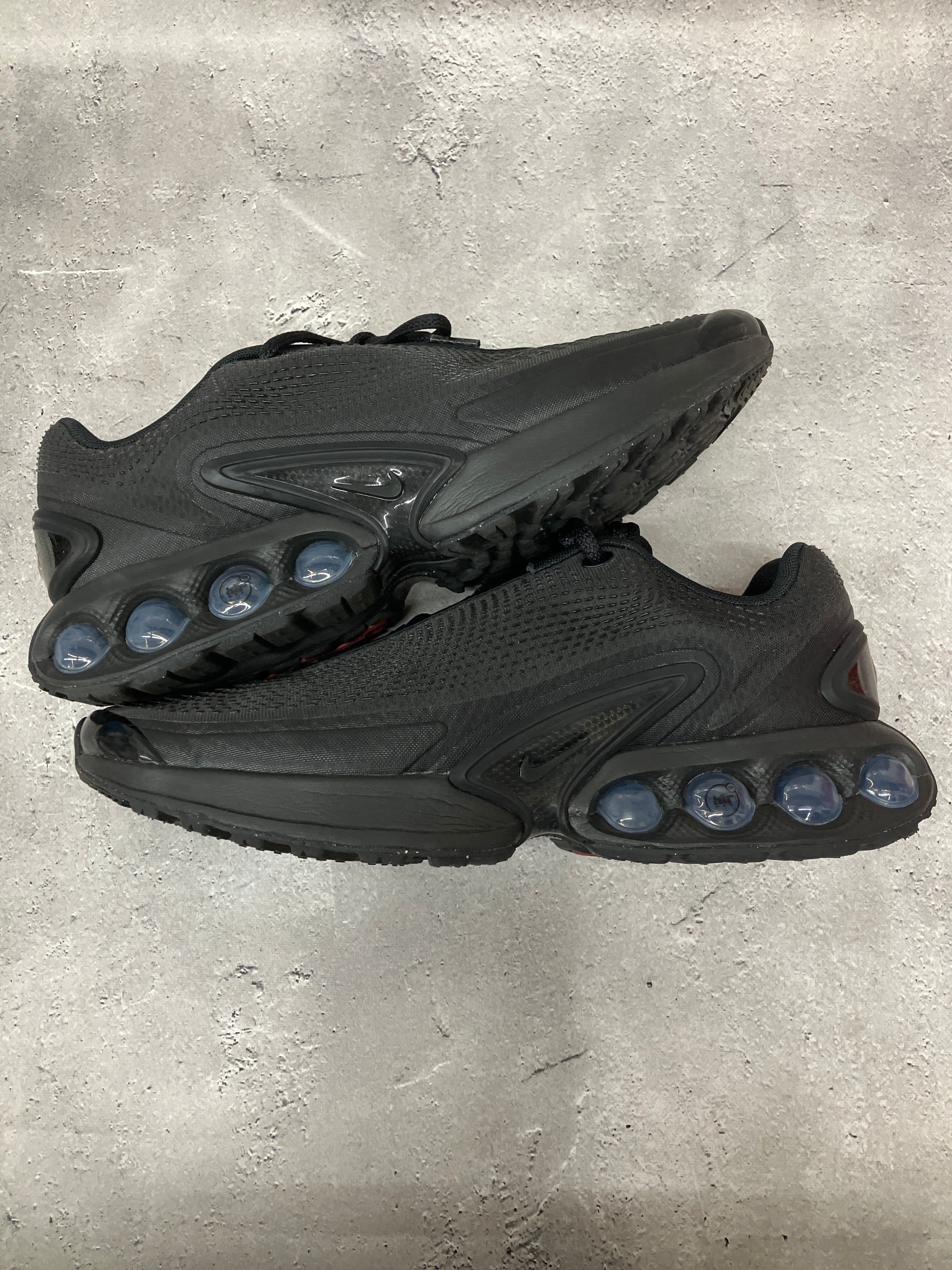 Nike Air Max DN "Black/Metallic Dark Grey"
