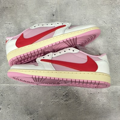 Travis Scott × Nike Air Jordan 1 Retro Low OG "Sail/Tropical Pink"