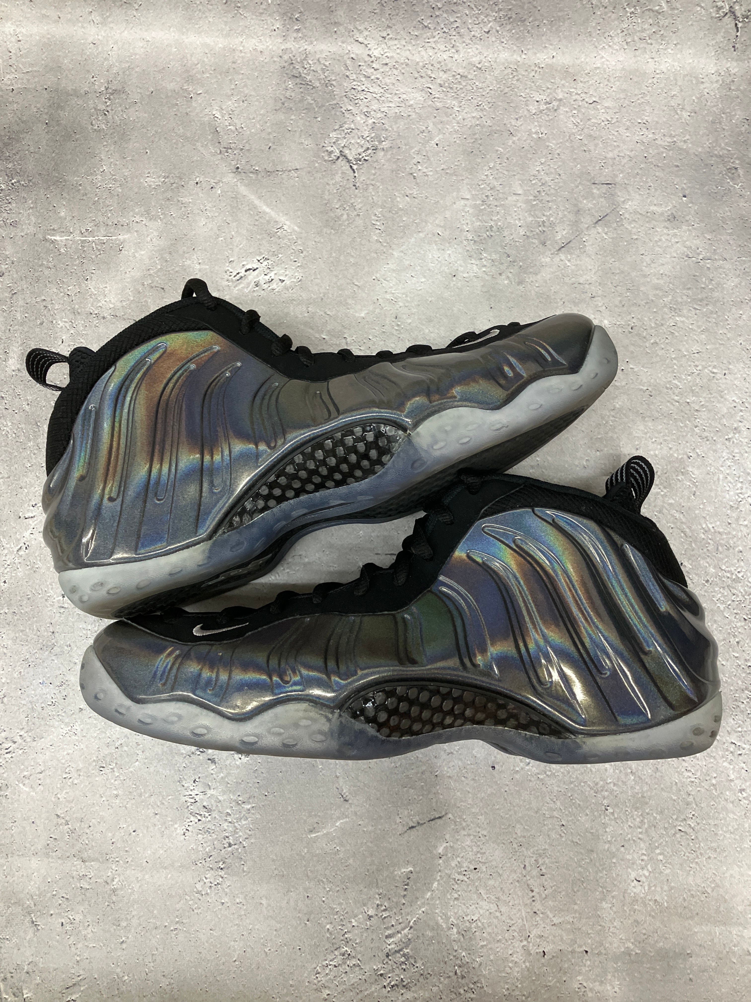 Nike Air Foamposite One "Hologram"