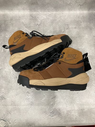 sacai × Nike Magmascape "Pecan"