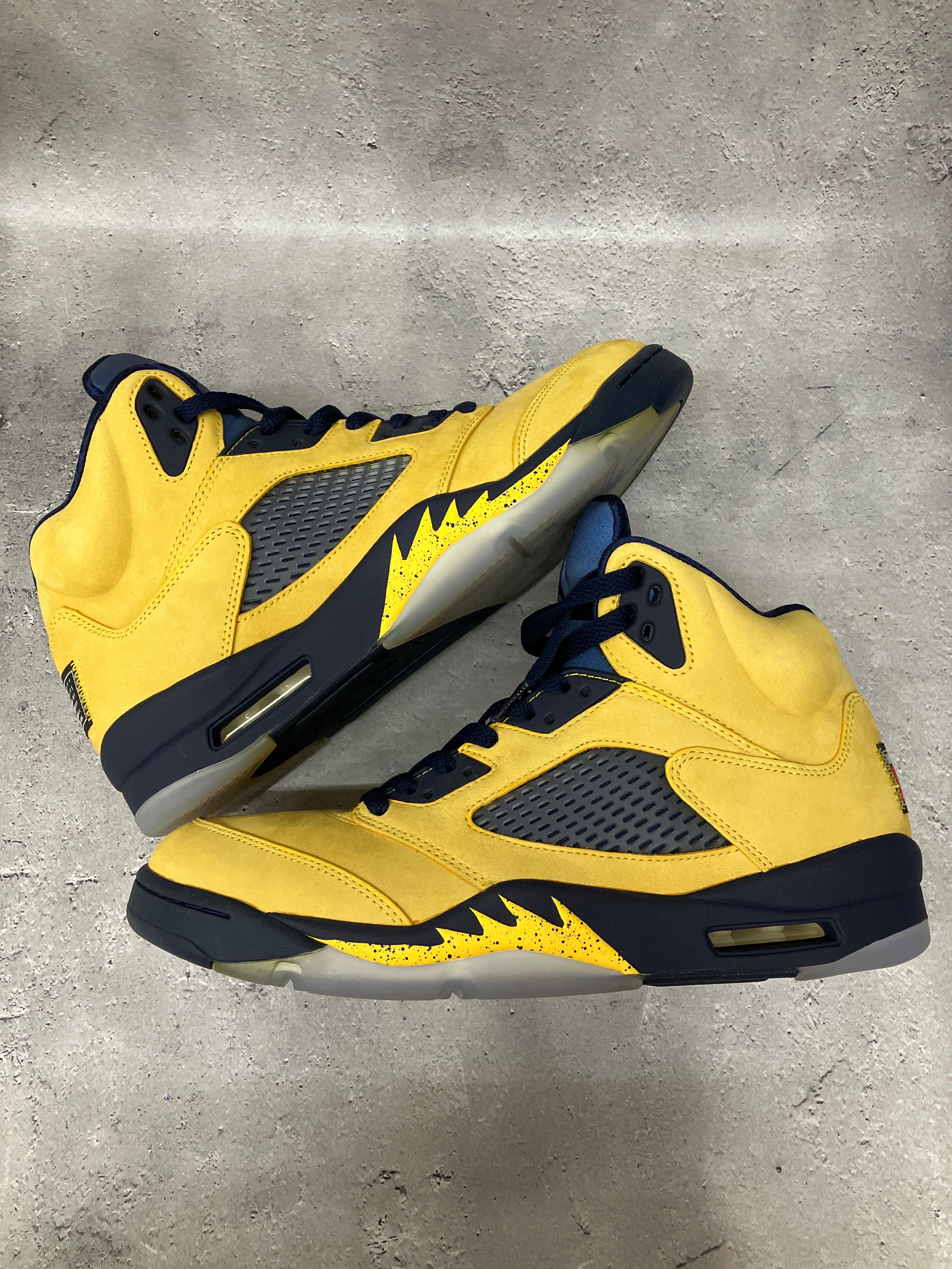 NIKE AIR JORDAN 5 "MICHIGAN"