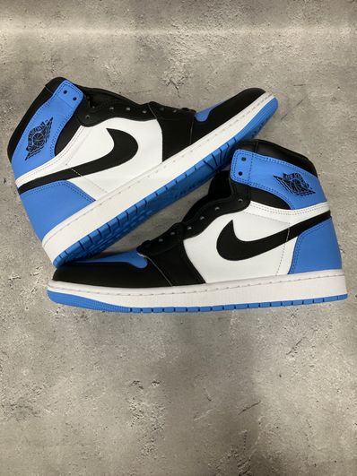 Nike Air Jordan 1 Retro High OG "University Blue/UNC Toe"