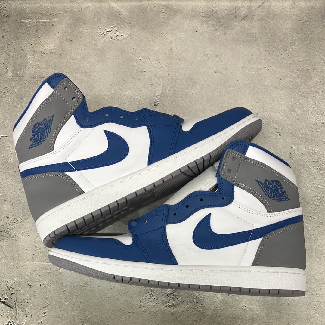 Nike Air Jordan 1 High OG "True Blue"