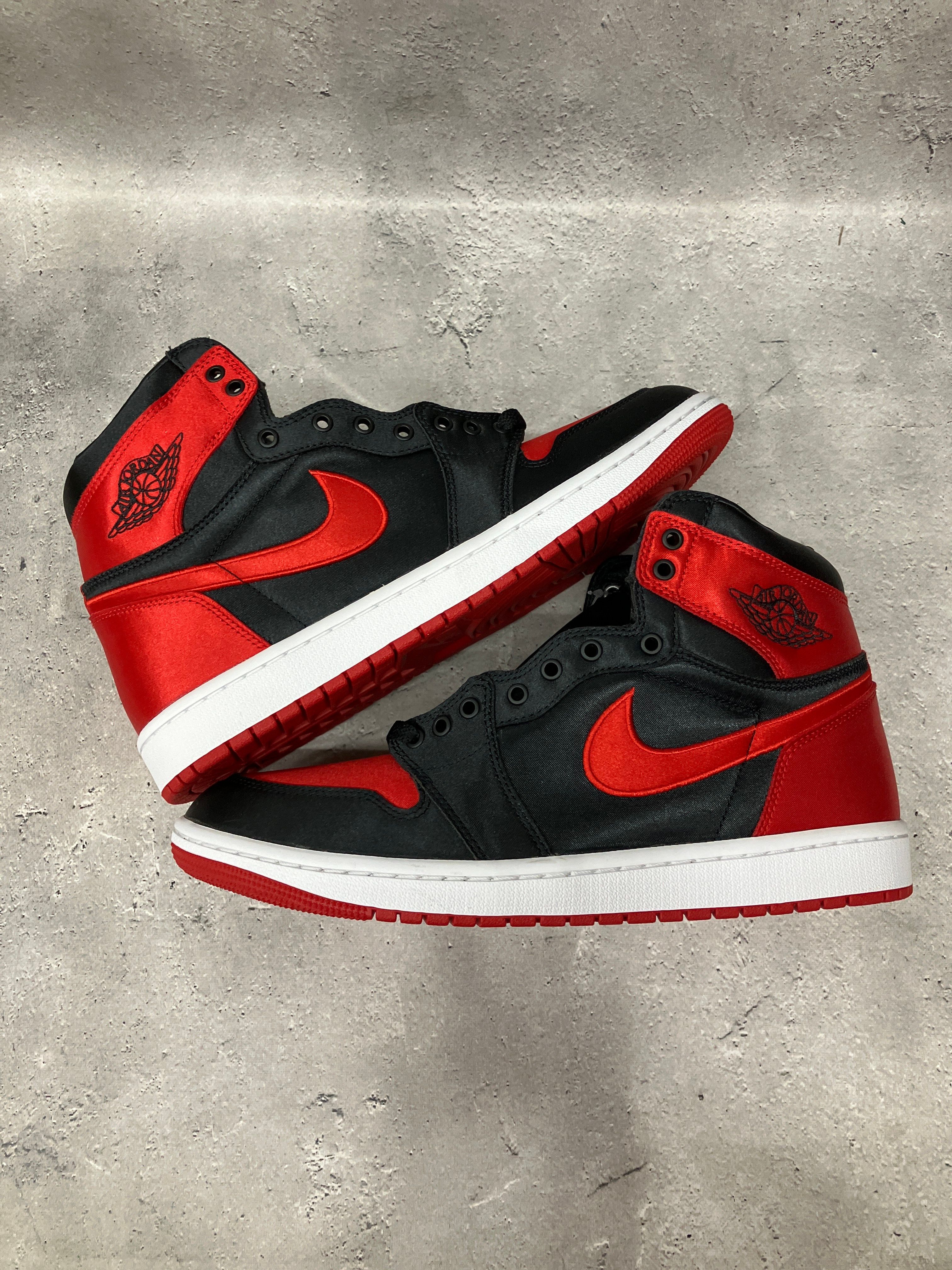 Nike Women's Air Jordan 1 Retro High OG "Satin Bred"