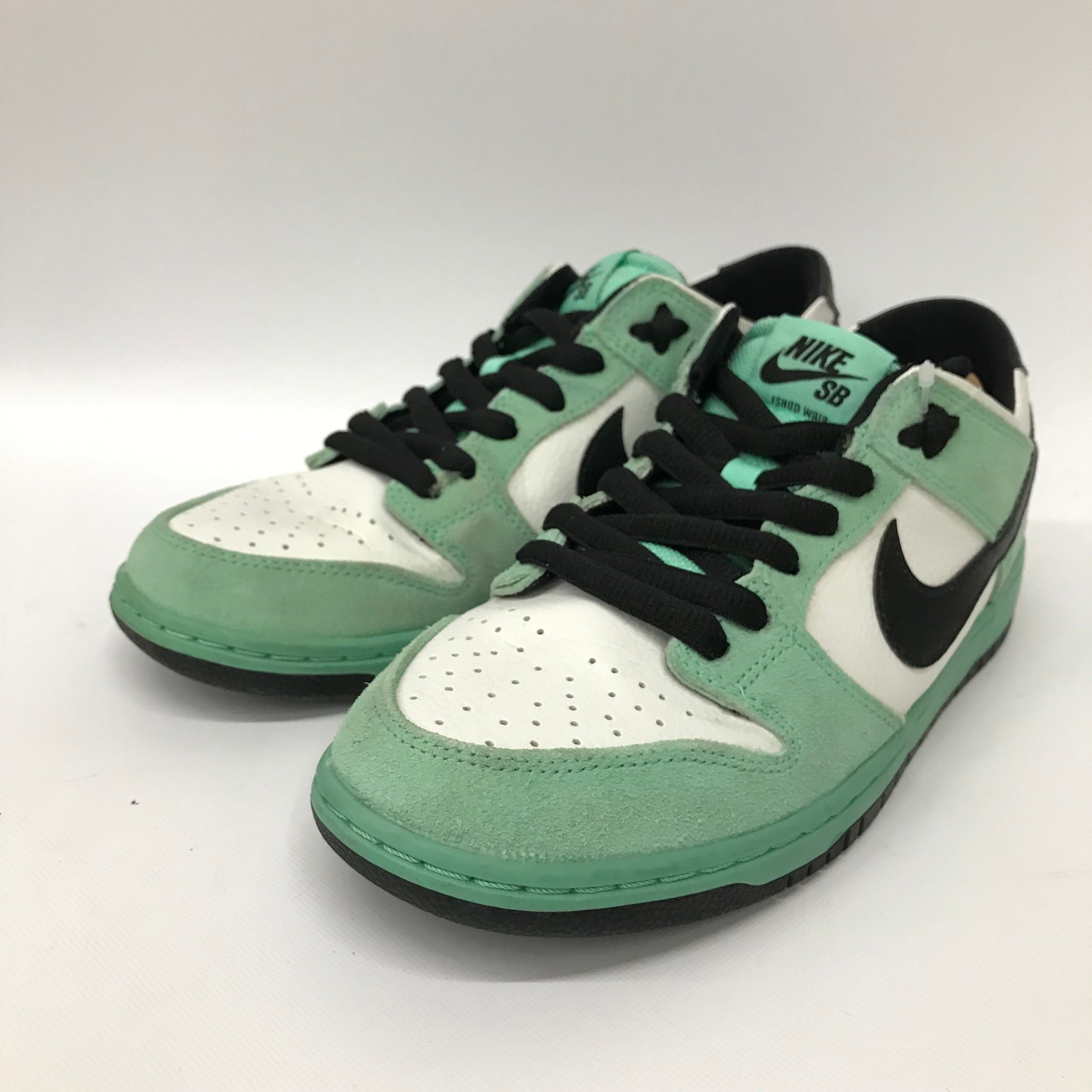 Nike SB Dunk Low Pro "Sea Crystal"