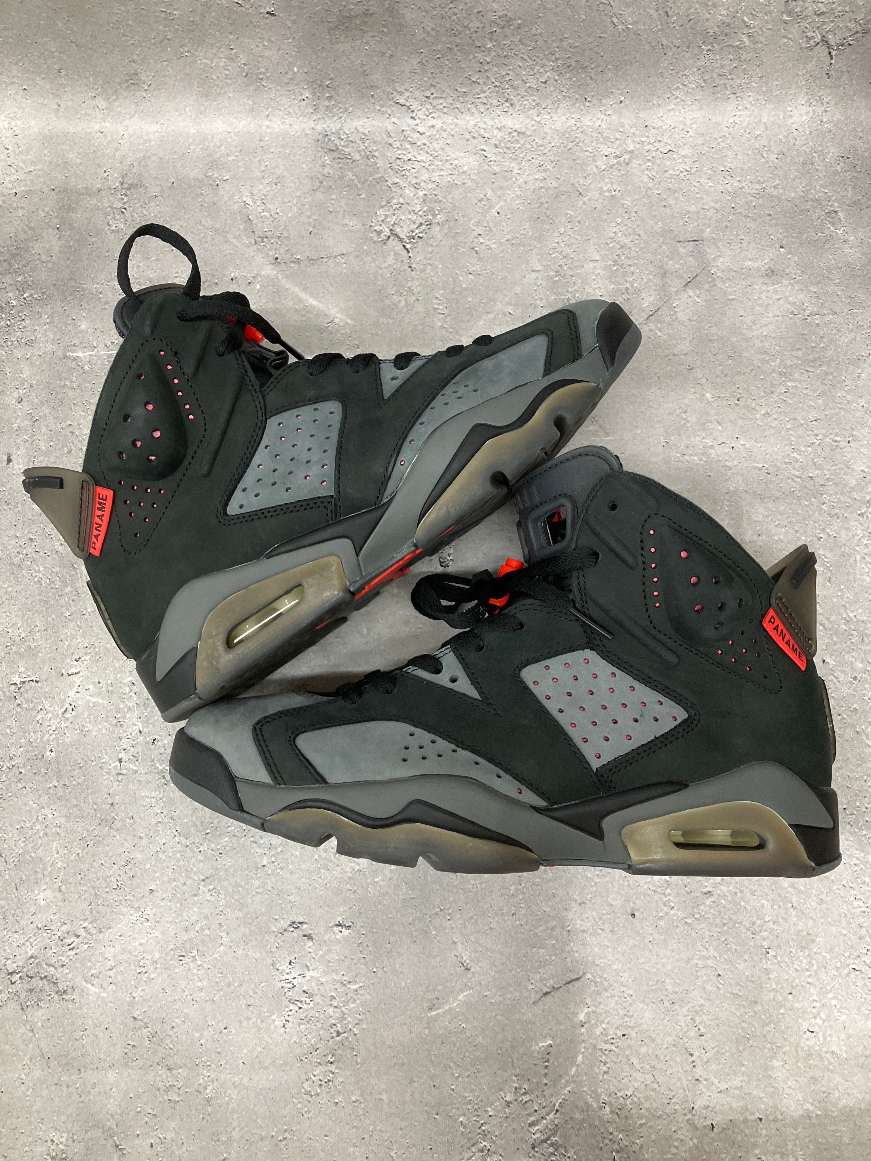 NIKE × PARIS SAINT GERMAIN AIR JORDAN 6 RETRO INFRARED