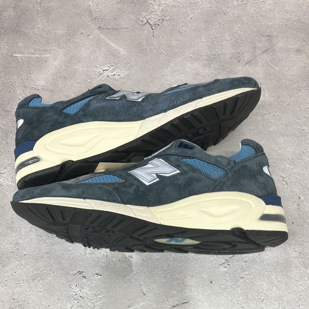 New Balance 990V2 "Navy/Castlerock"