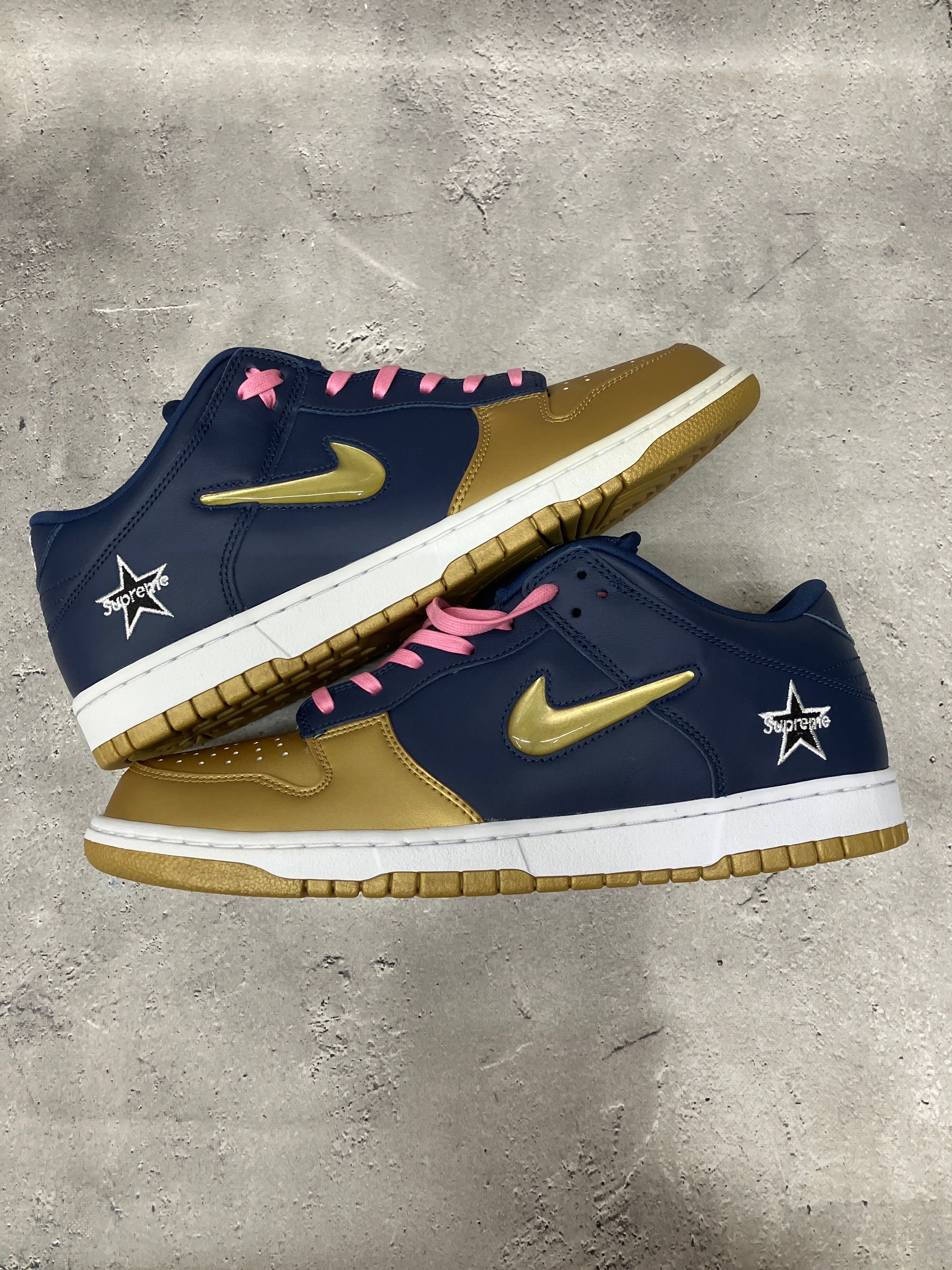Supreme × Nike SB Dunk Low OG QS 