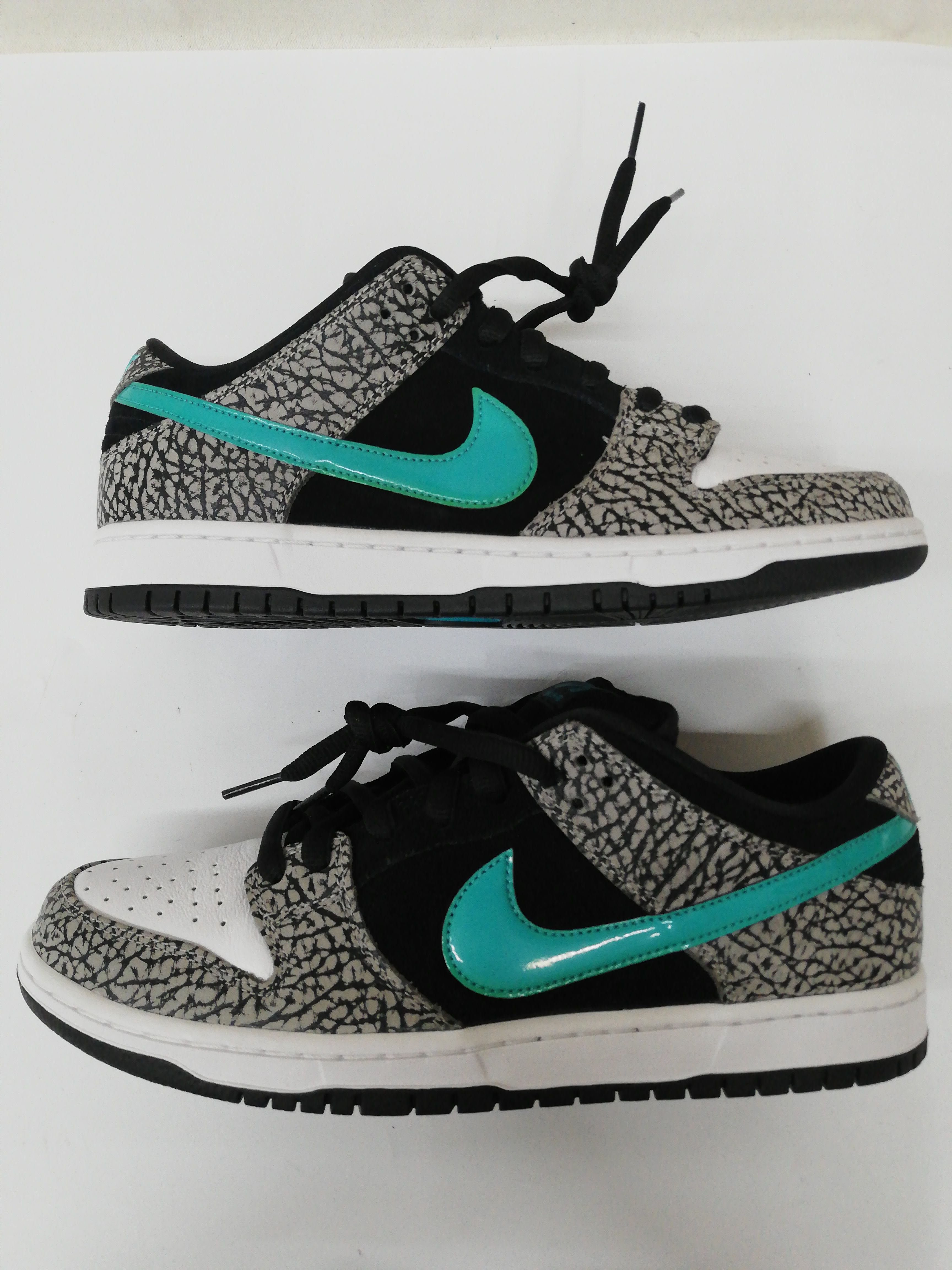 Nike SB Dunk Low "Elephant/Safari"