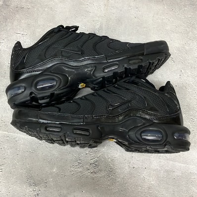 Nike Air Max Plus "Triple Black"