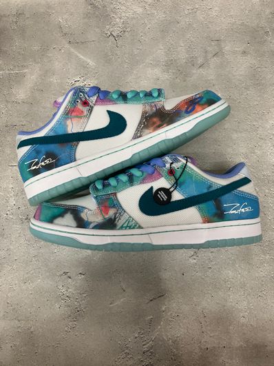Futura × Nike SB Dunk Low "White and Geode Teal"