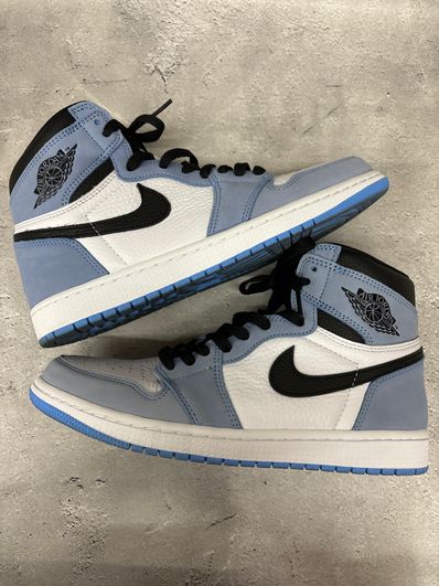 Nike Air Jordan 1 High OG "University Blue"