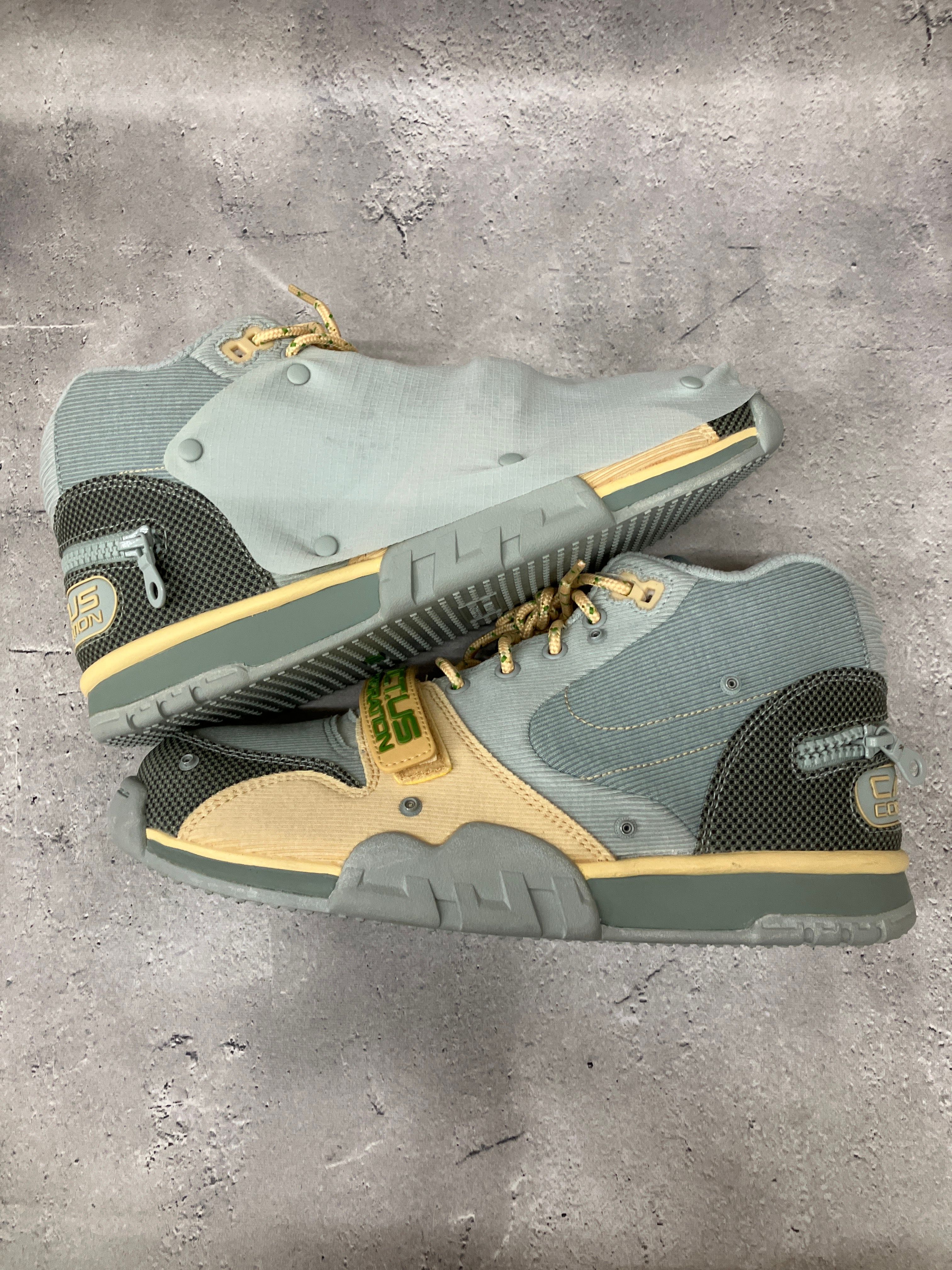 Travis Scott × Nike Air Trainer 1 SP "Grey Haze and Dusty Sage"