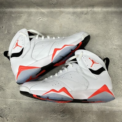 Nike Air Jordan 7 Retro "White Infrared"