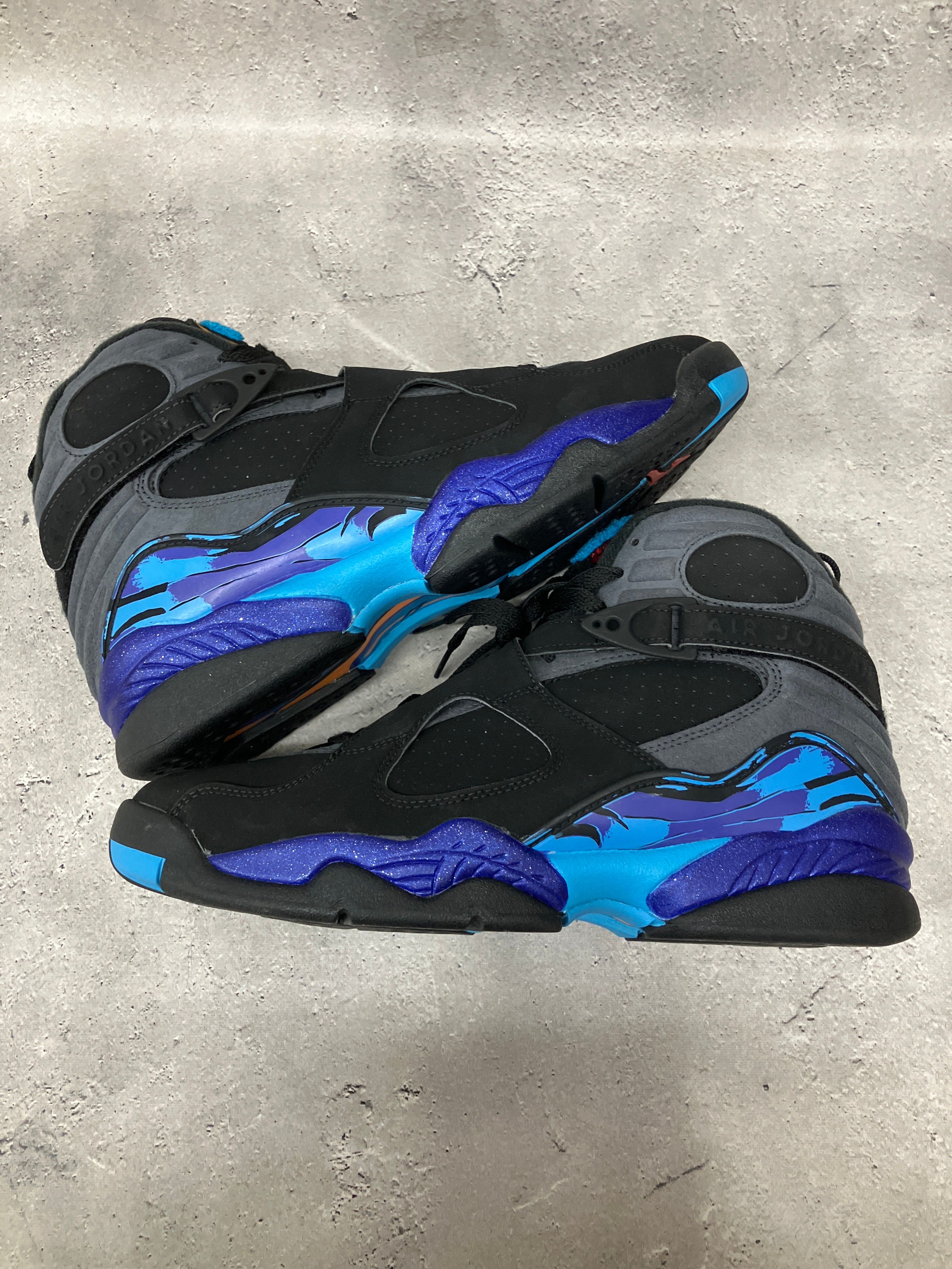 Nike Air Jordan 8 Retro 