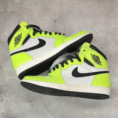 Nike Air Jordan 1 High OG "Volt/Visionaire"