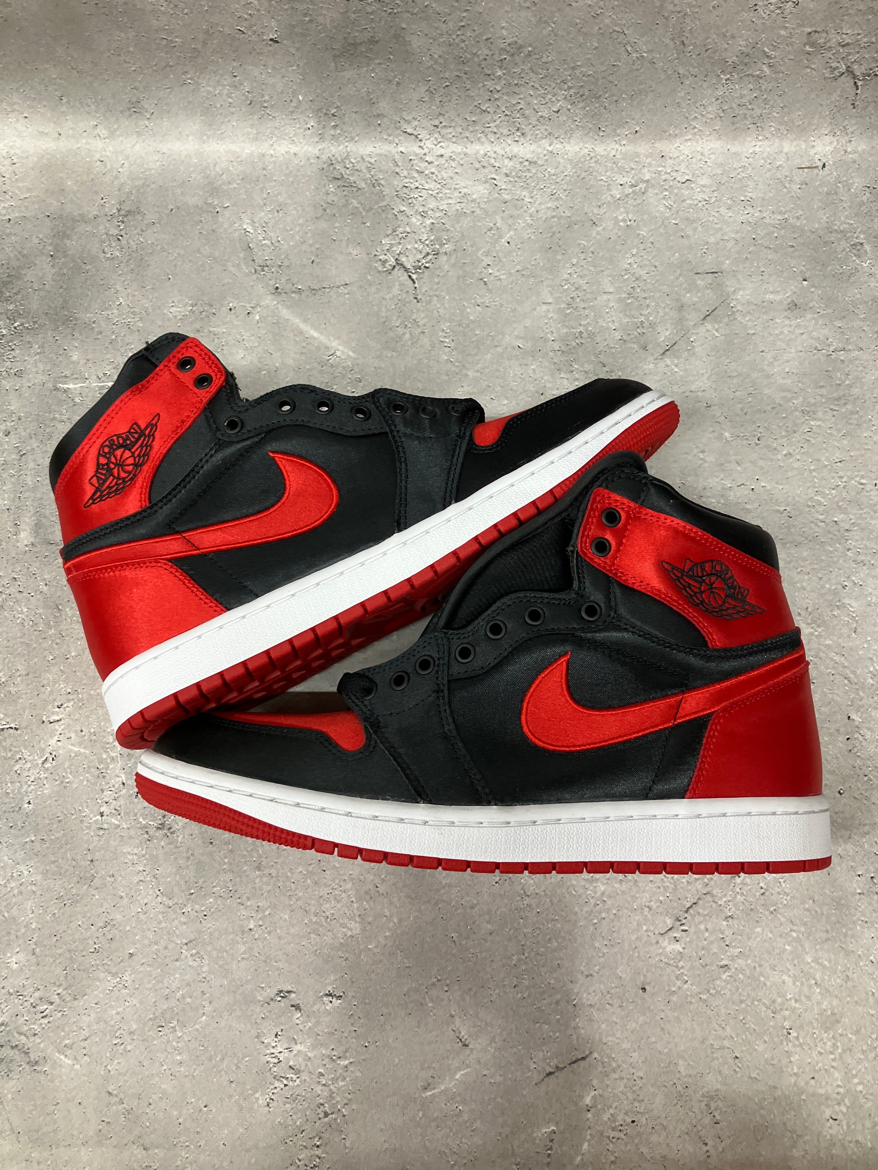 Nike Women's Air Jordan 1 Retro High OG "Satin Bred"