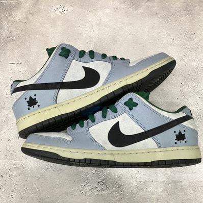 Nike SB Dunk Low "Maple Leaf Central Park"