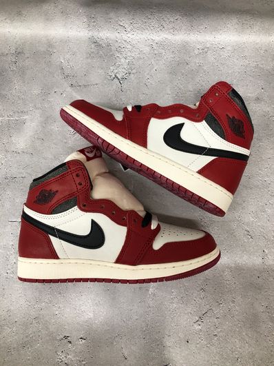 Nike GS Air Jordan 1 High OG "Lost & Found/Chicago"