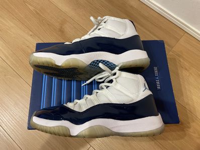 Nike Air Jordan 11 Retro "UNC Win Like 82"