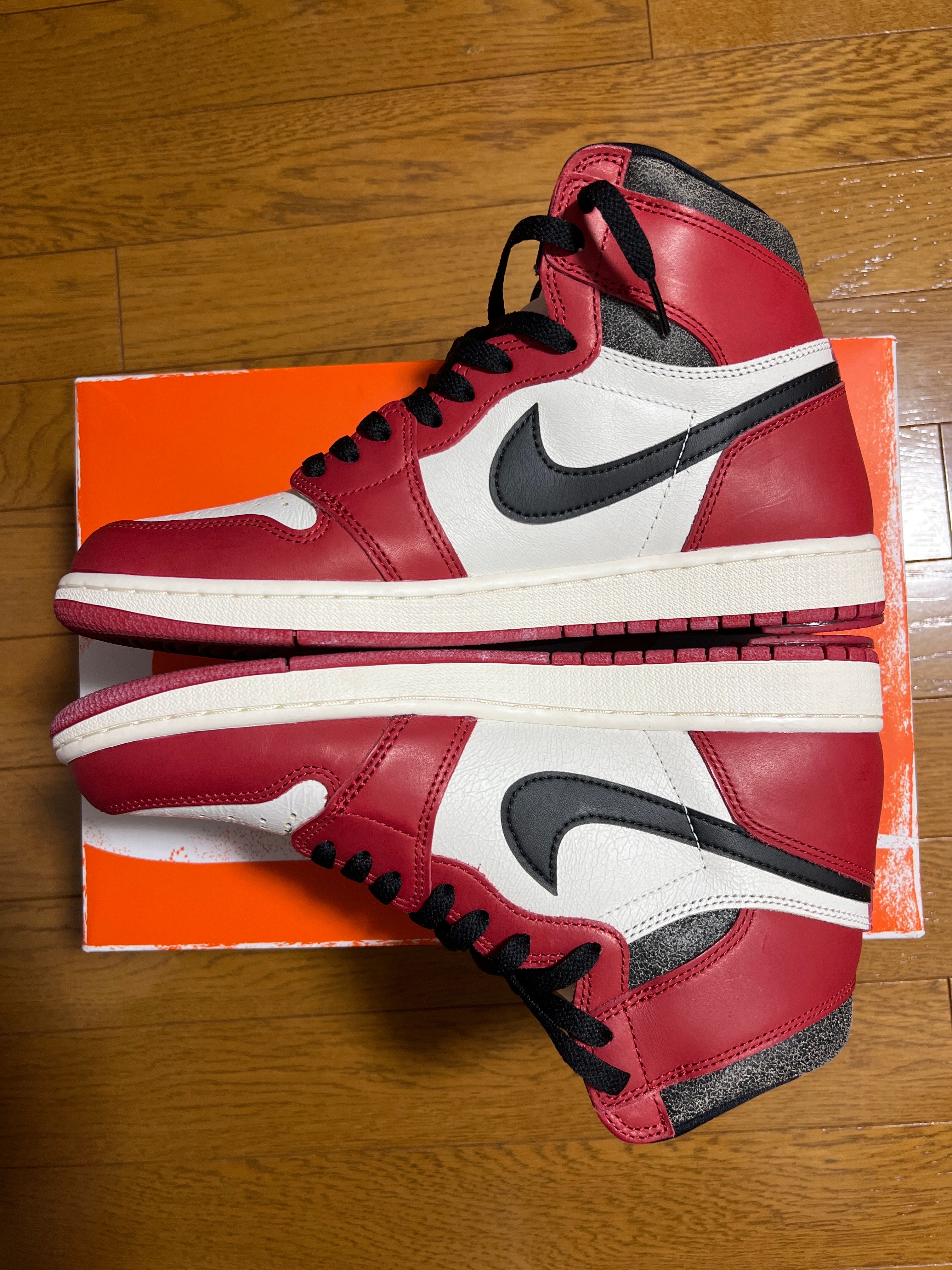 Nike Air Jordan 1 High OG "Lost & Found/Chicago"