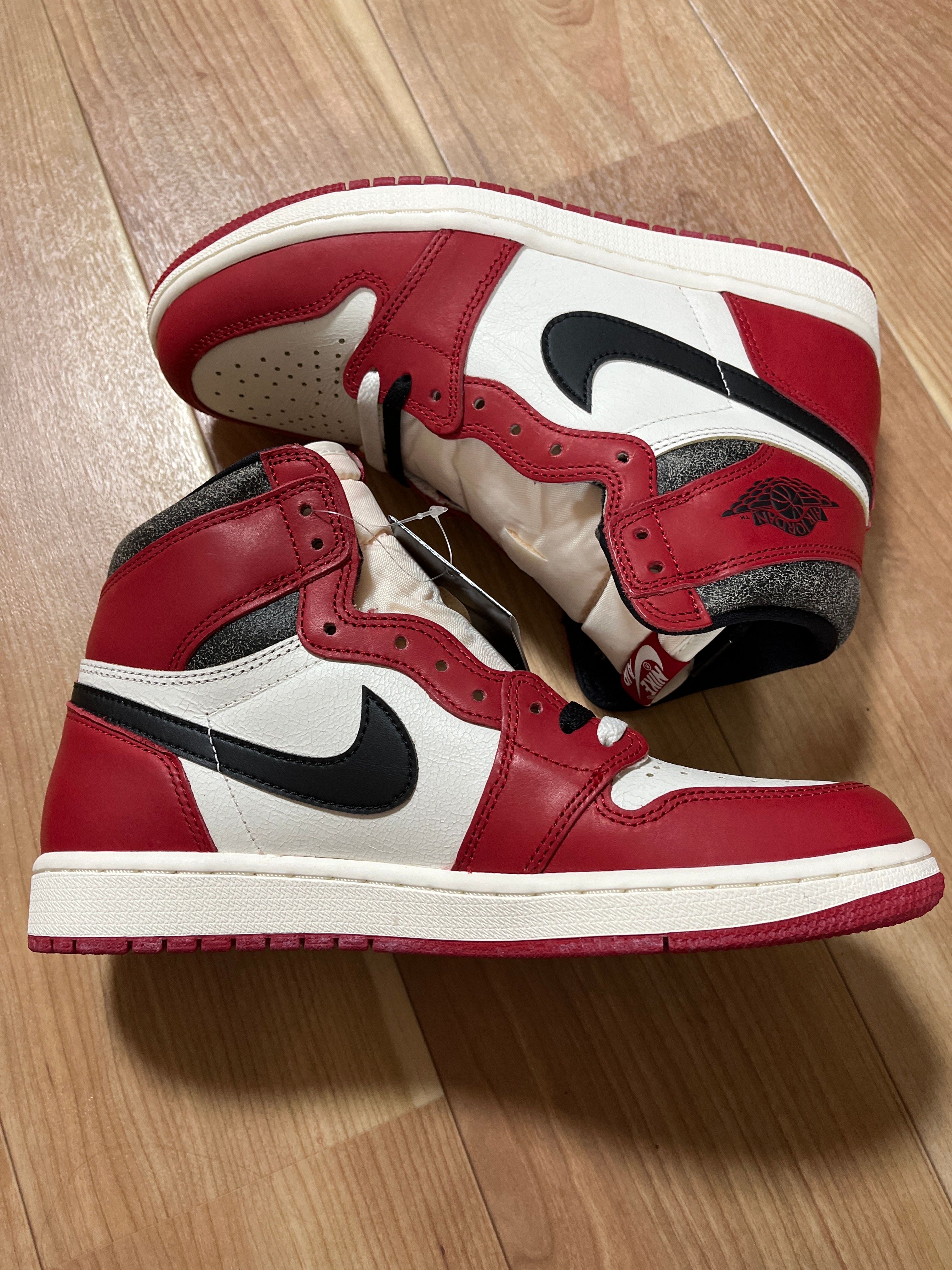 Nike Air Jordan 1 High OG "Lost & Found/Chicago"