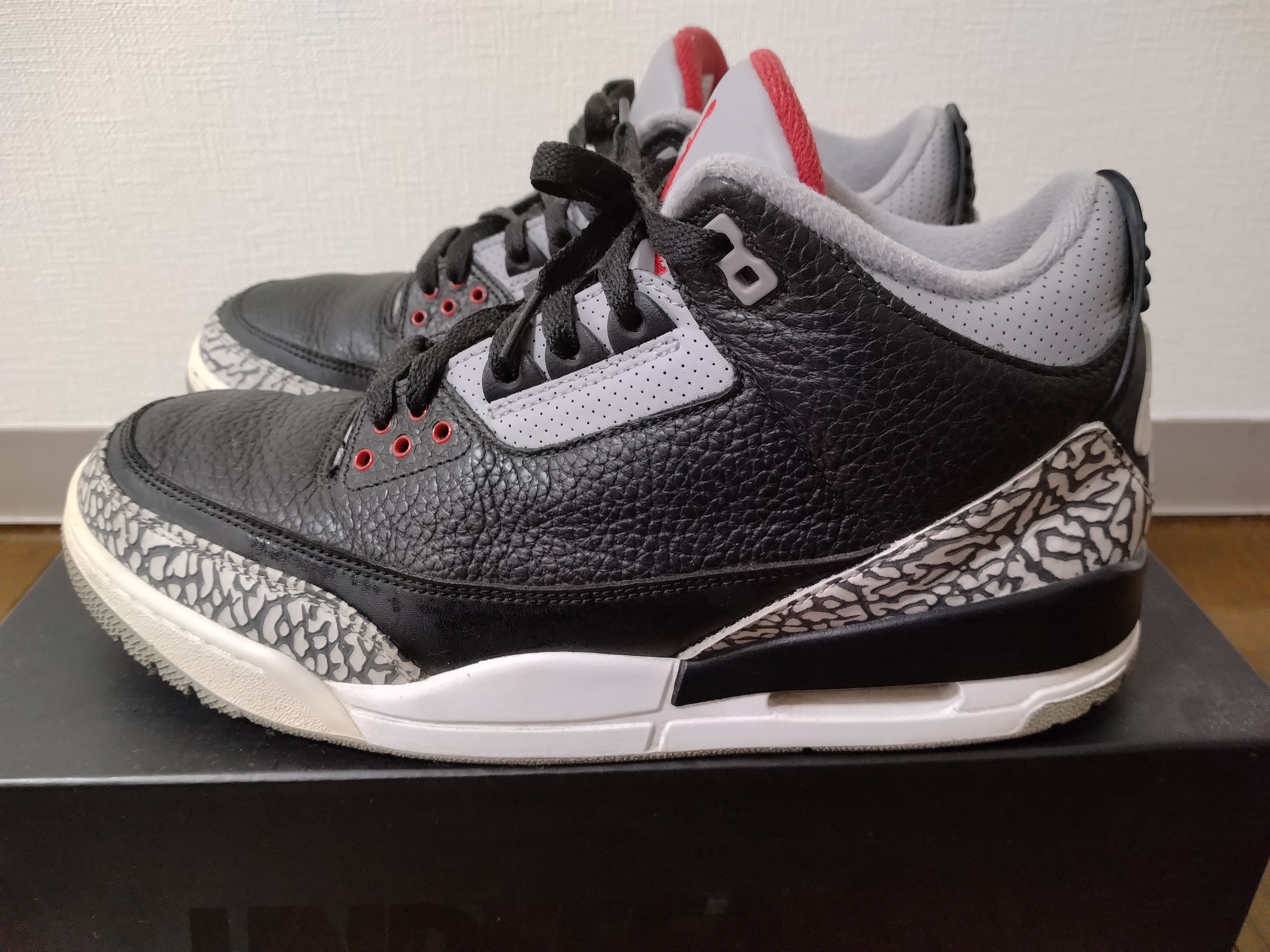 Nike Air Jordan 3 Retro OG "Black Cement" (2018)