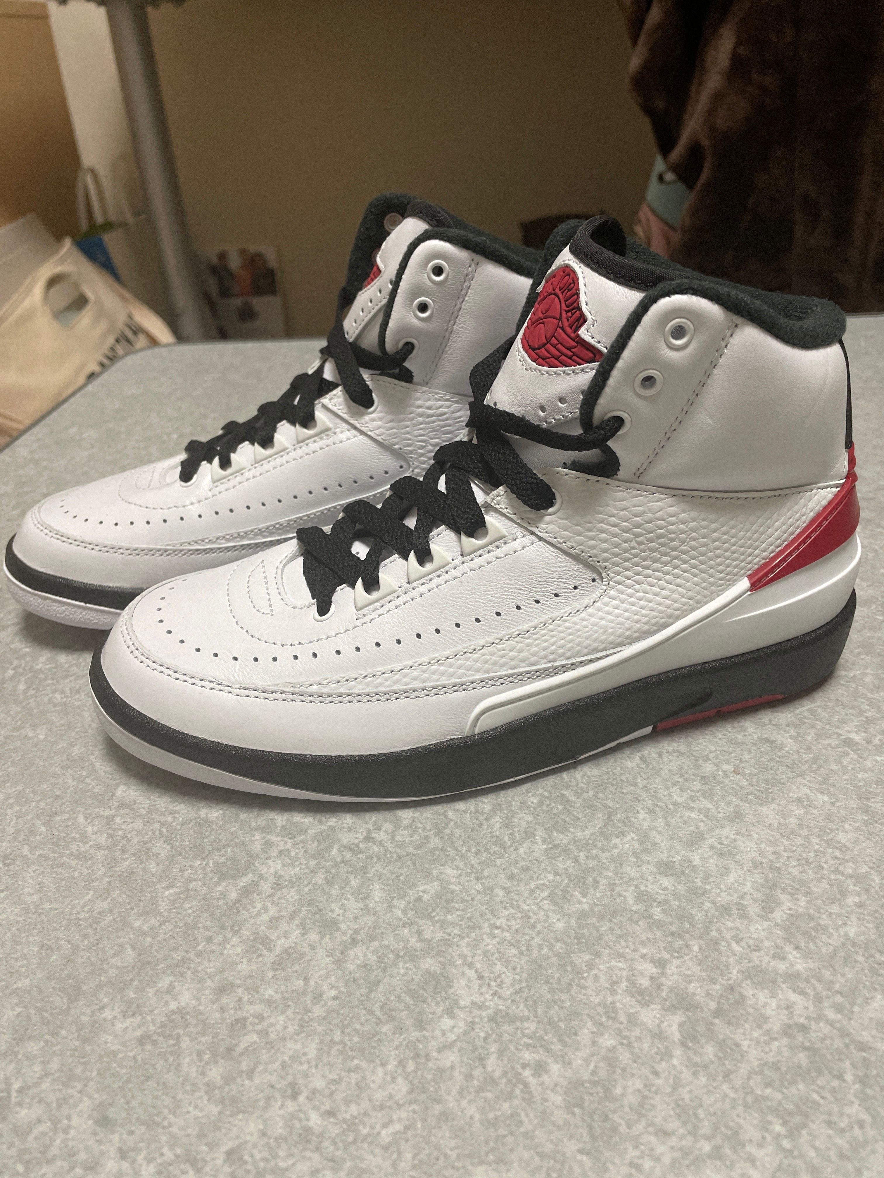 Nike GS Air Jordan 2 Retro OG "Chicago" (2022)